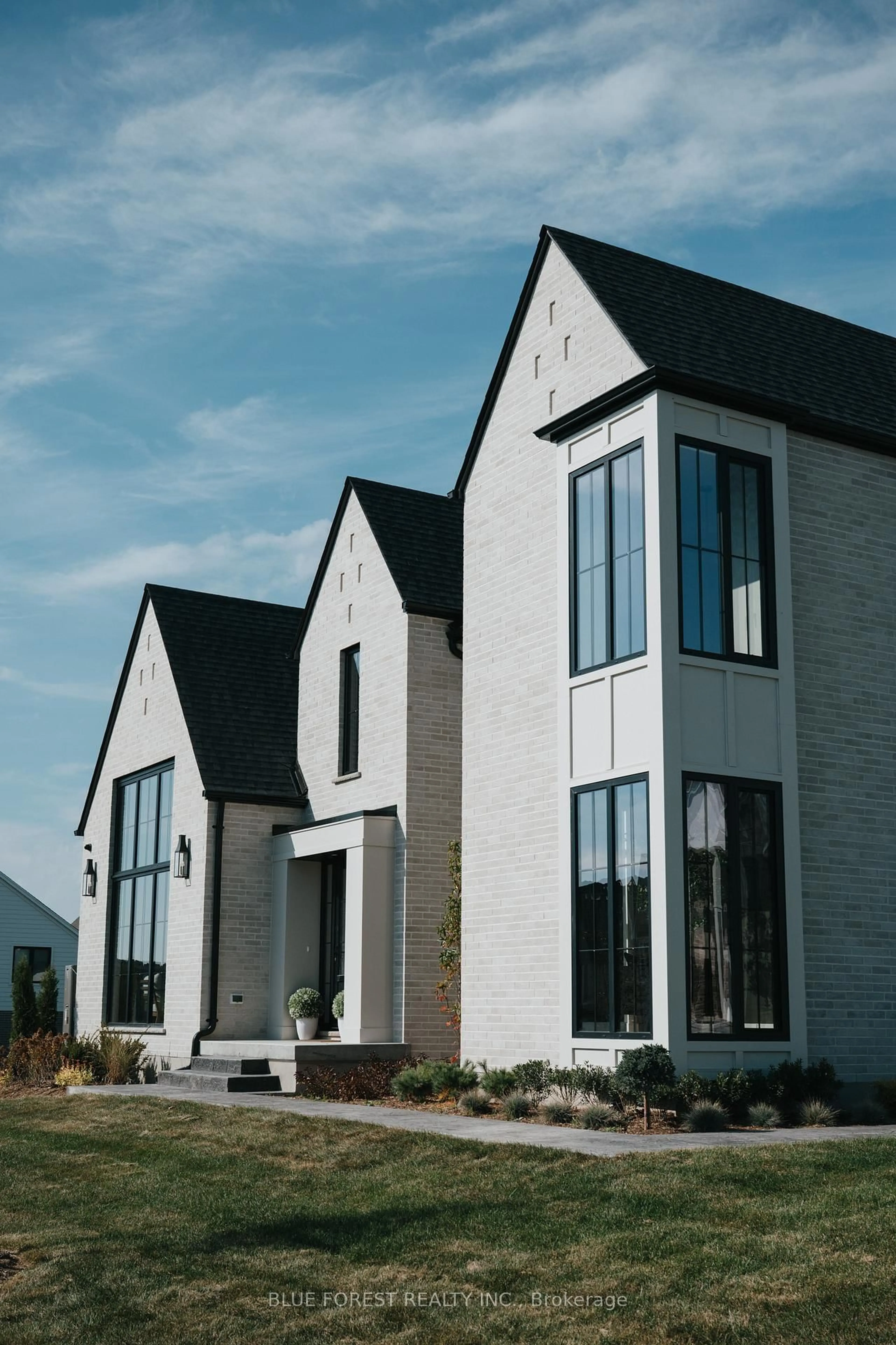 Home with brick exterior material, building for 4 Edgeview Cres, Middlesex Centre Ontario N0L 1R0