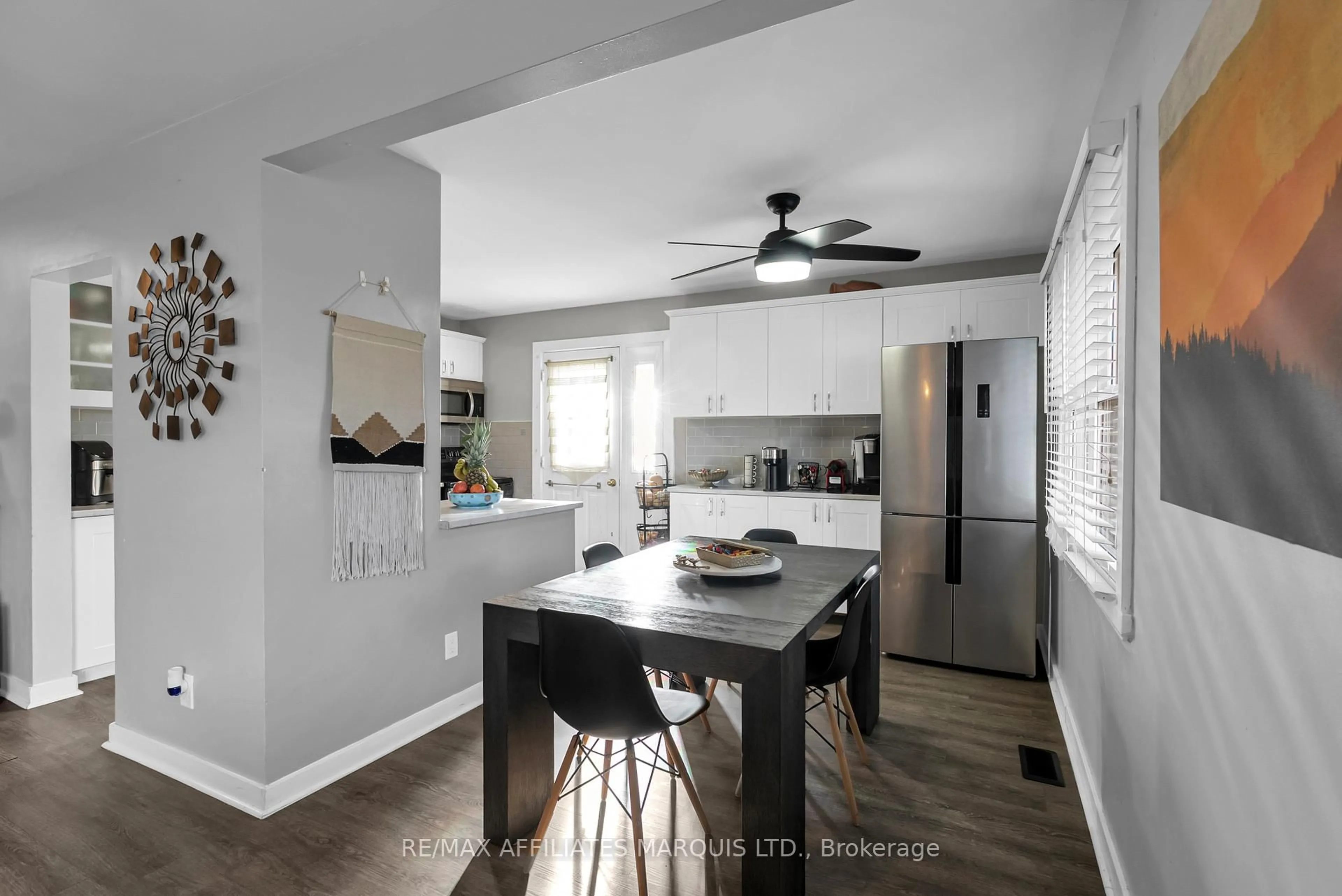 Open concept kitchen, unknown for 403 Susan Ave, Cornwall Ontario K6J 2E1