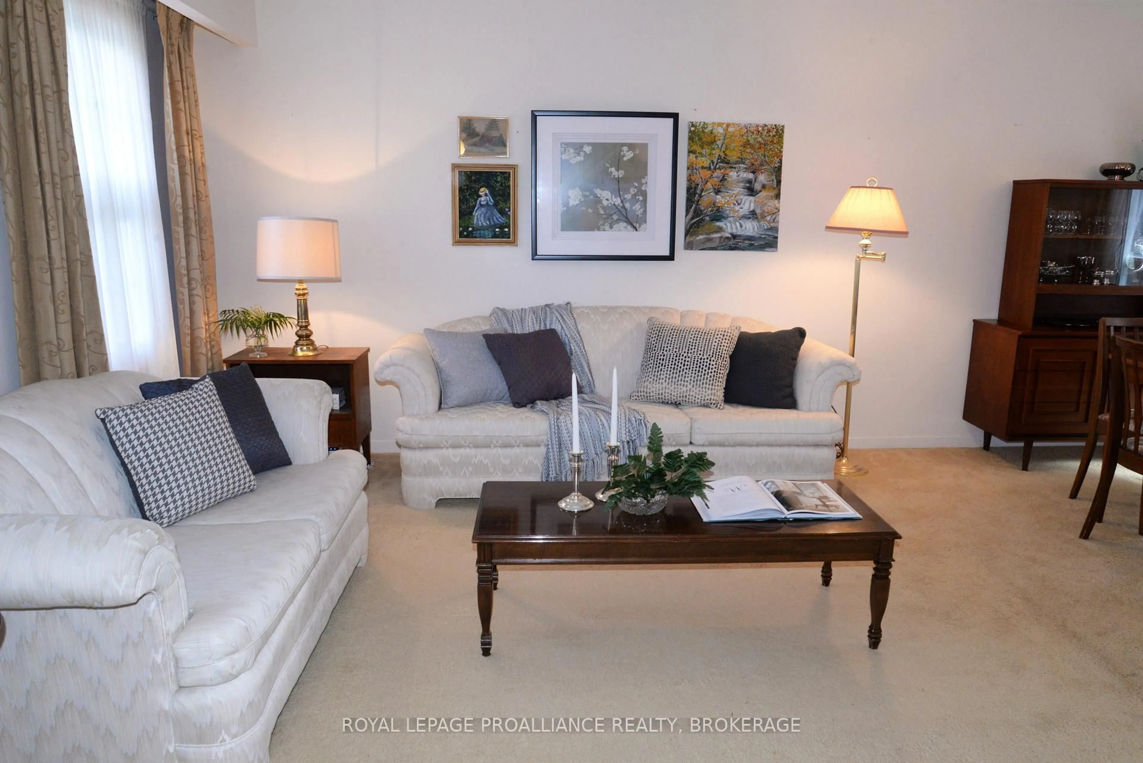 Living room with furniture, unknown for 834 Somerset Cres, Kingston Ontario K7P 1G5