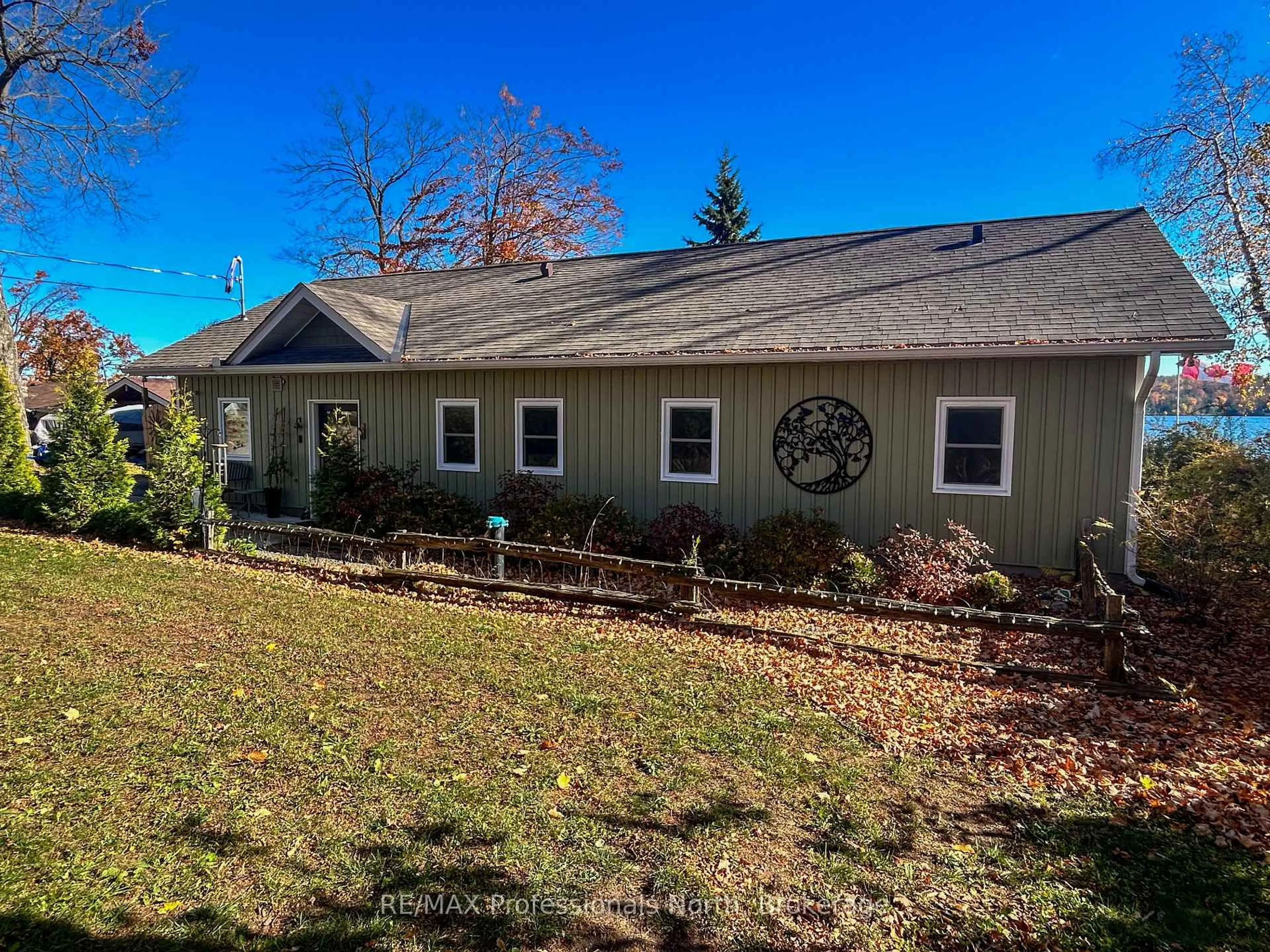 A pic from outside/outdoor area/front of a property/back of a property/a pic from drone, unknown for 563 Dalhaven Rd, Selwyn Ontario K9J 6X2