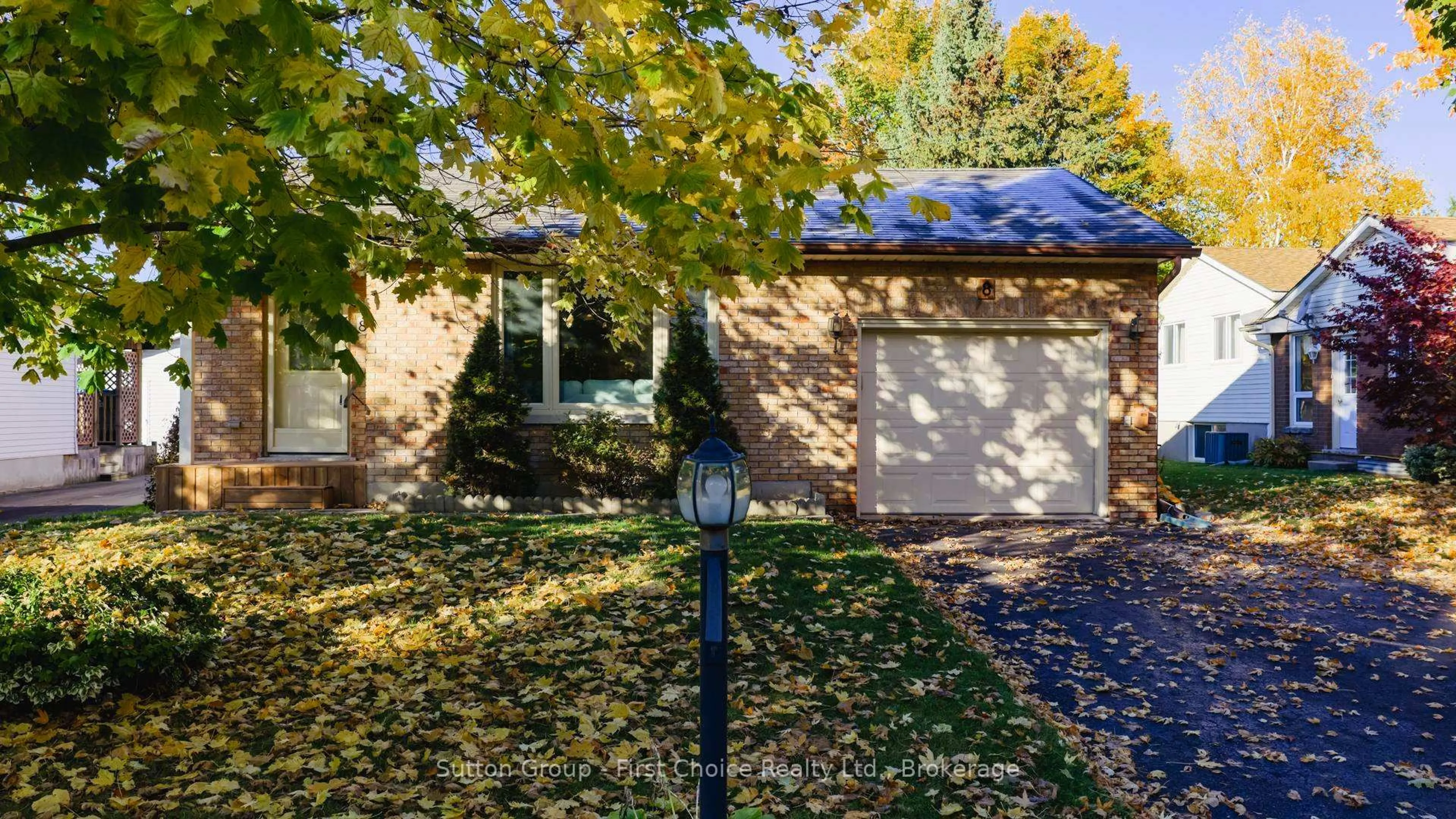 Unknown for 8 Dunsford Cres, St. Marys Ontario N4X 1C6