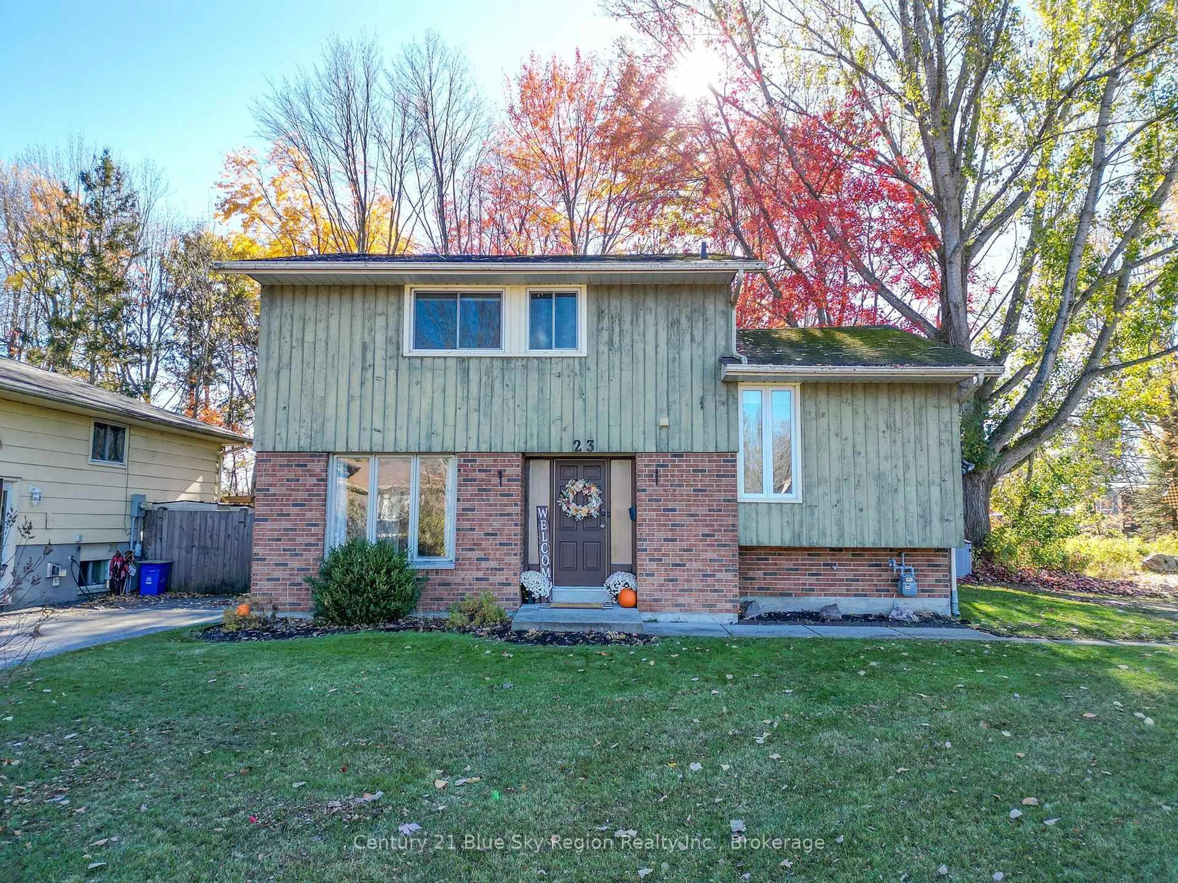 Home with brick exterior material, street for 23 Lovell Ave, North Bay Ontario P1A 3R7