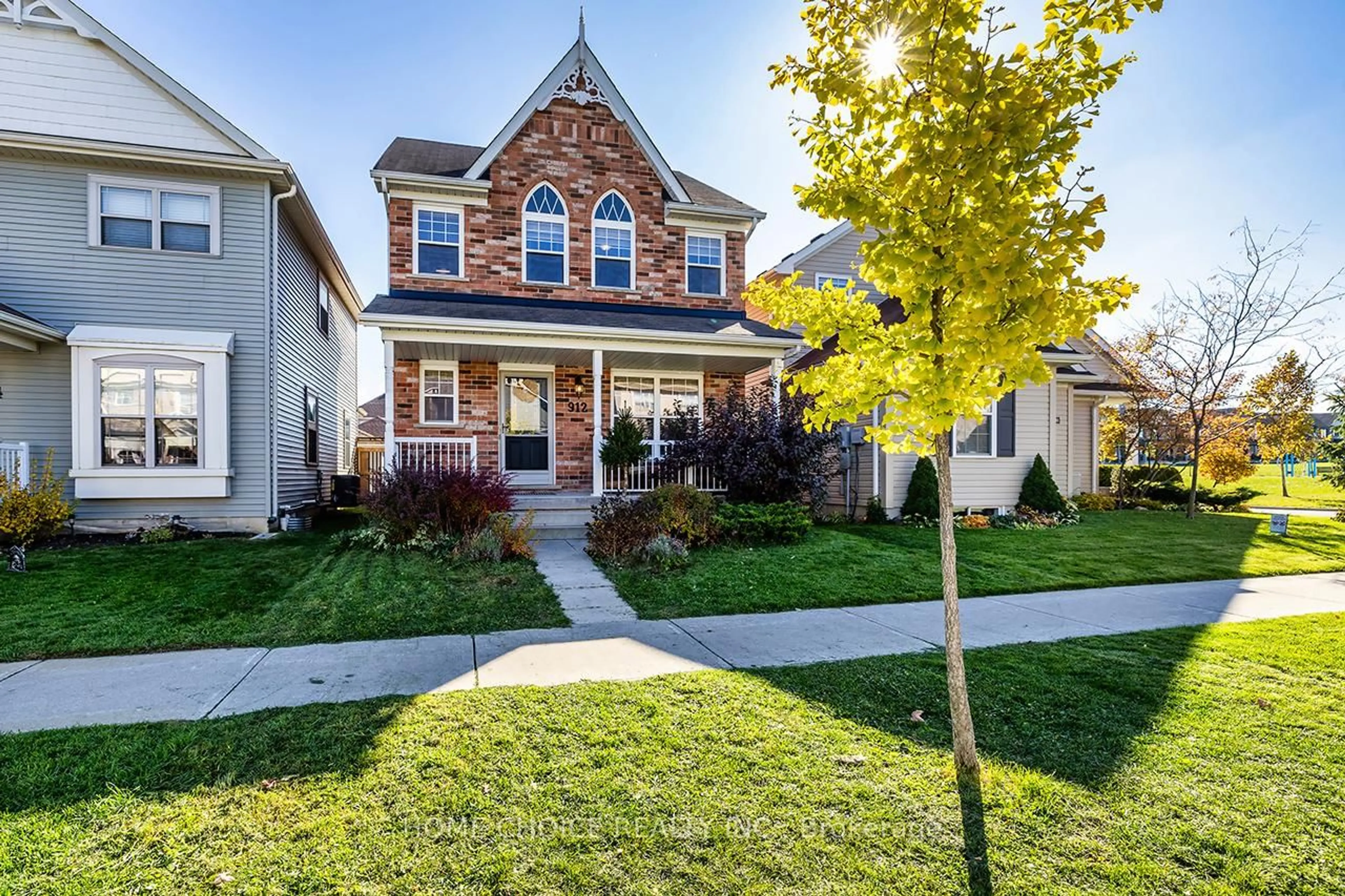 Home with brick exterior material, street for 912 Broadway Blvd, Peterborough Ontario K9H 0G8