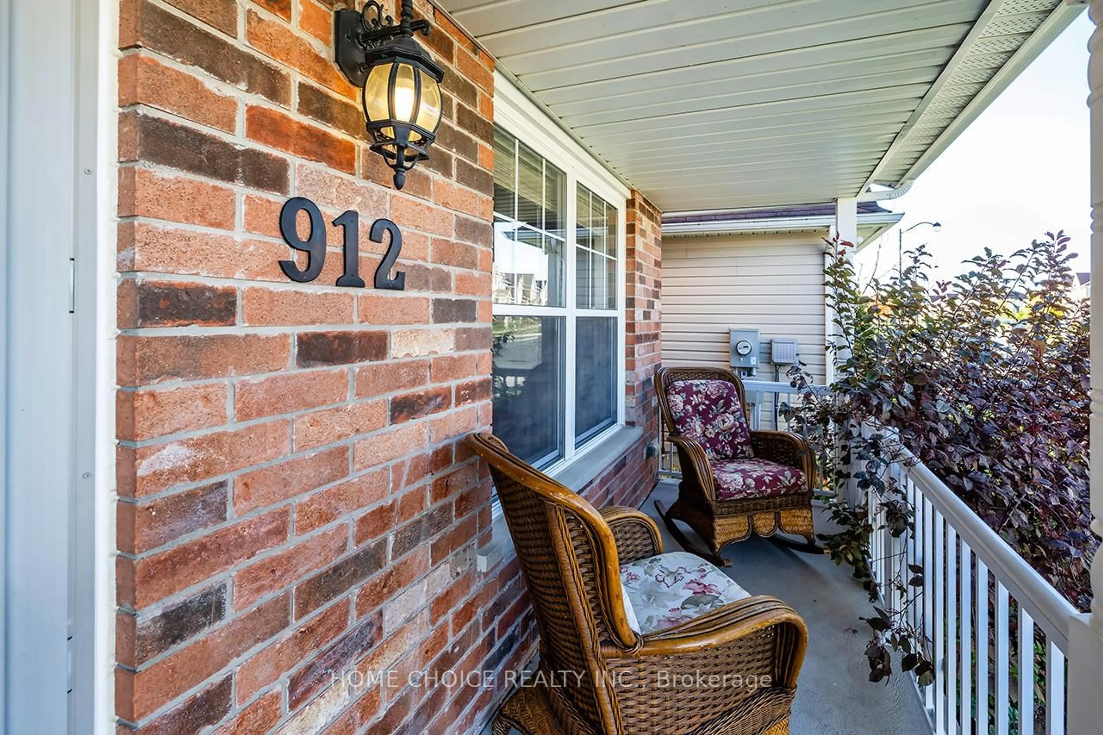 Unknown for 912 Broadway Blvd, Peterborough Ontario K9H 0G8