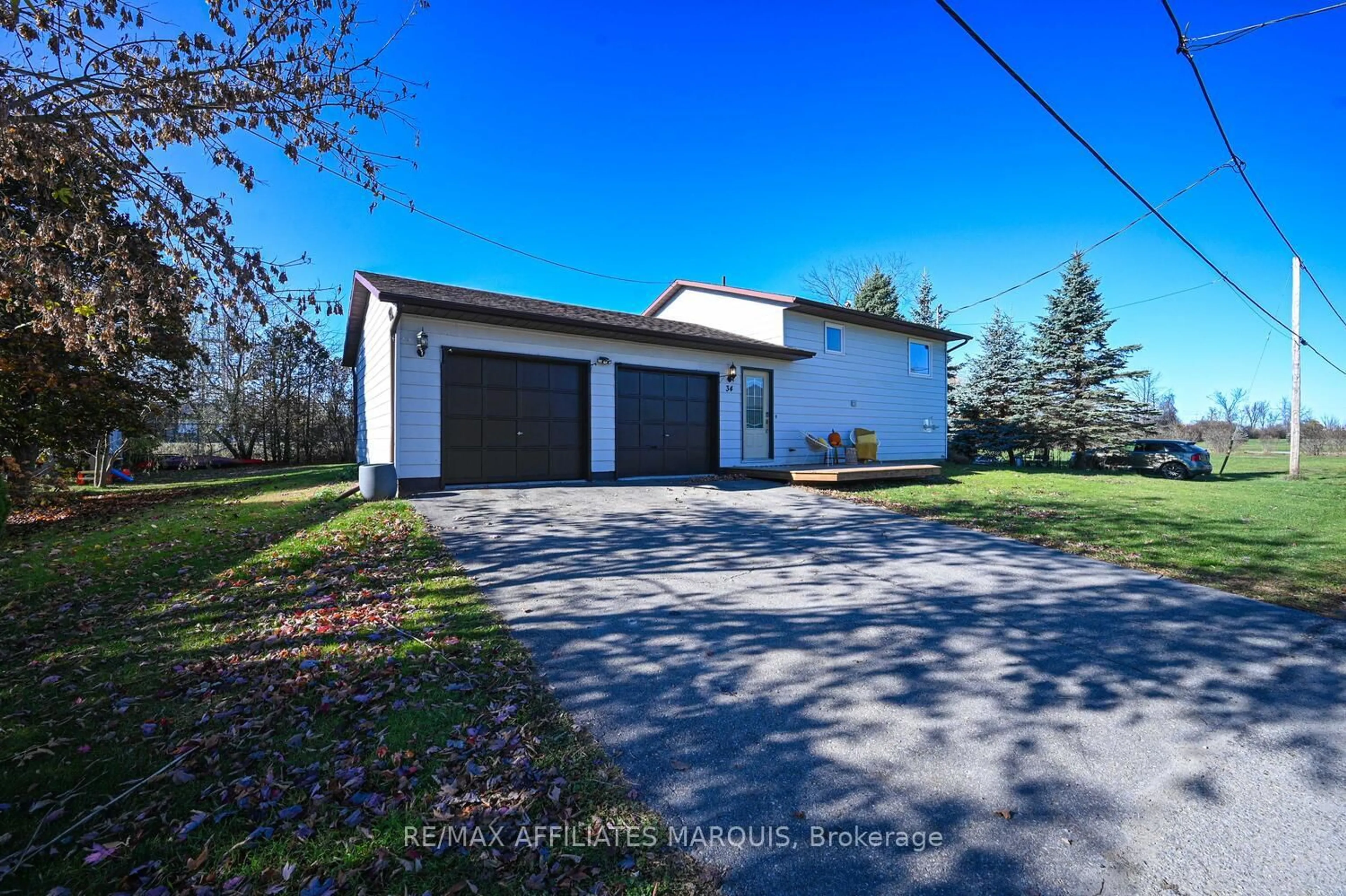 A pic from outside/outdoor area/front of a property/back of a property/a pic from drone, street for 34 Joseph St, Merrickville-Wolford Ontario K0G 1G0