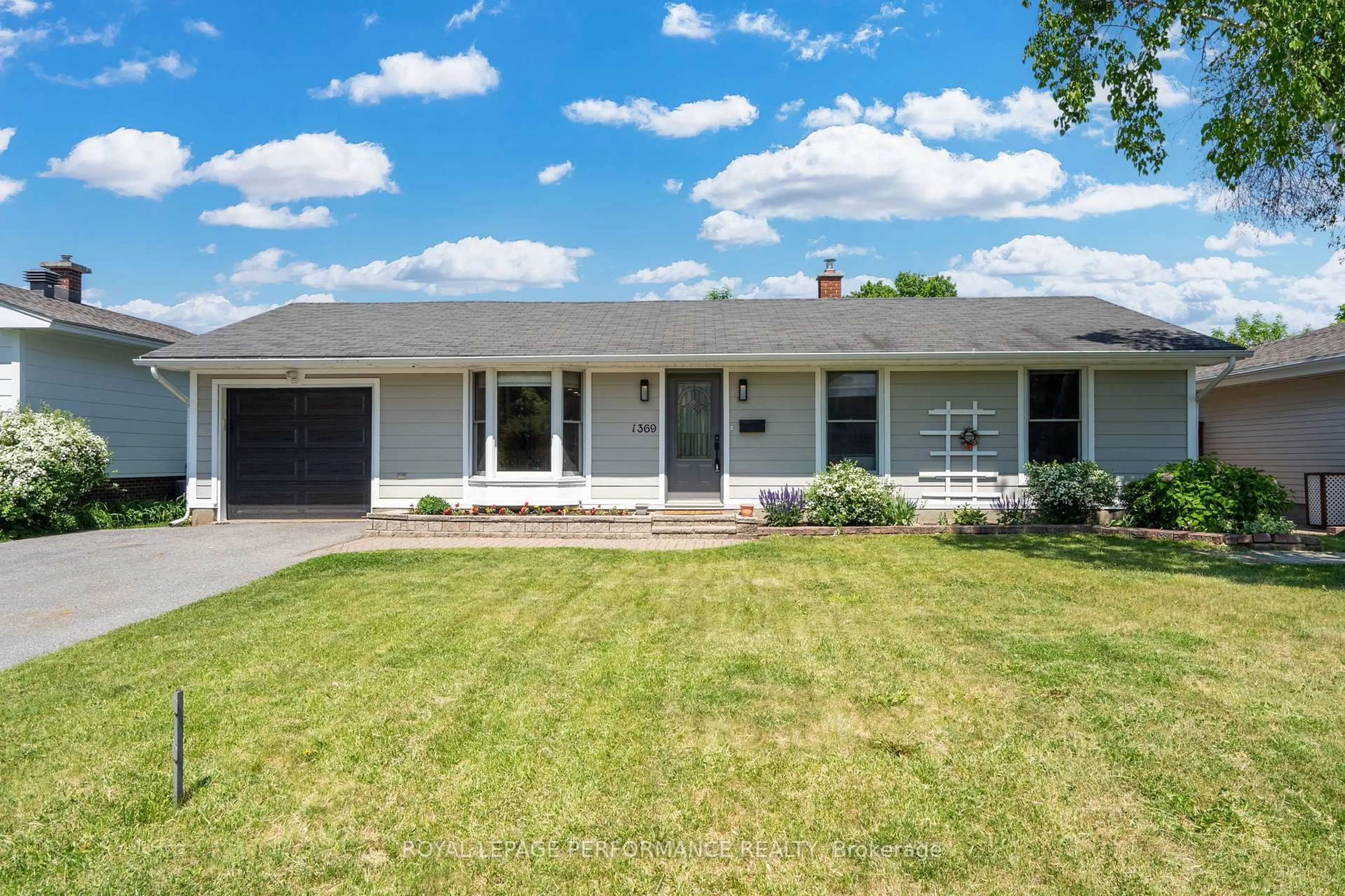 Home with vinyl exterior material, street for 1369 FONTENAY Cres, Ottawa Ontario K1V 7K5