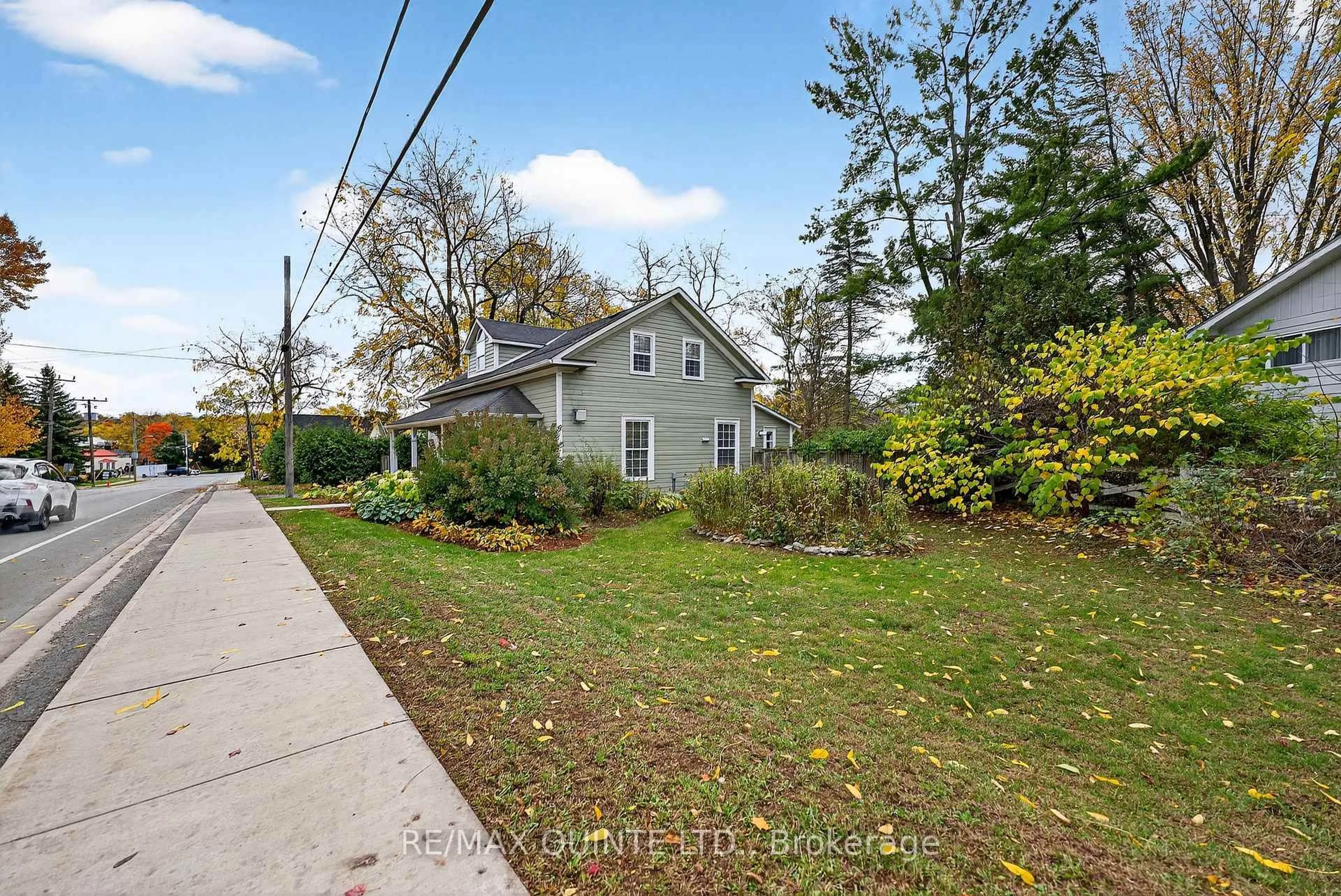 A pic from outside/outdoor area/front of a property/back of a property/a pic from drone, street for 15 Talbot St, Prince Edward County Ontario K0K 2T0