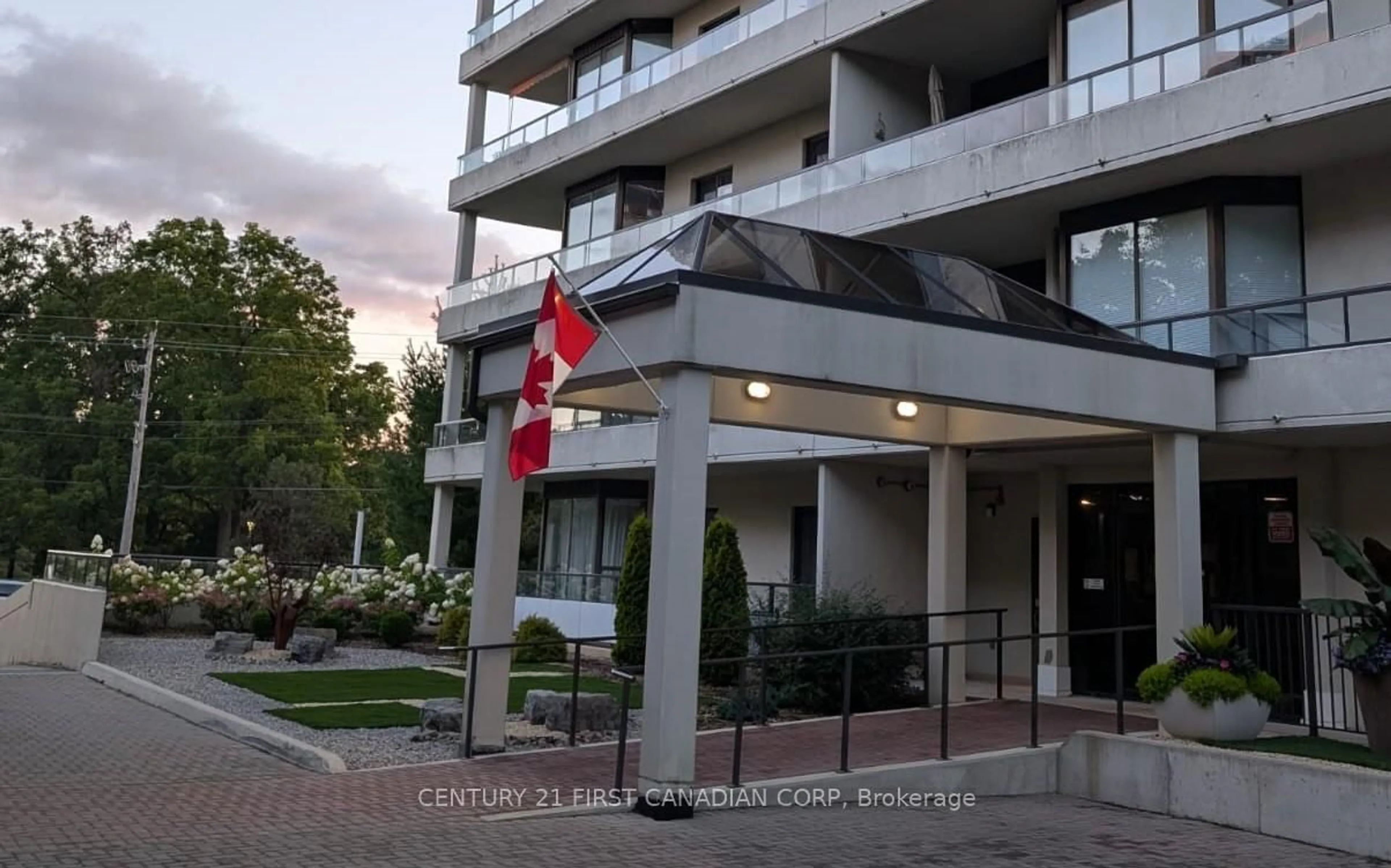 Unknown for 1180 Commissioners Rd #602, London South Ontario N6K 4J2