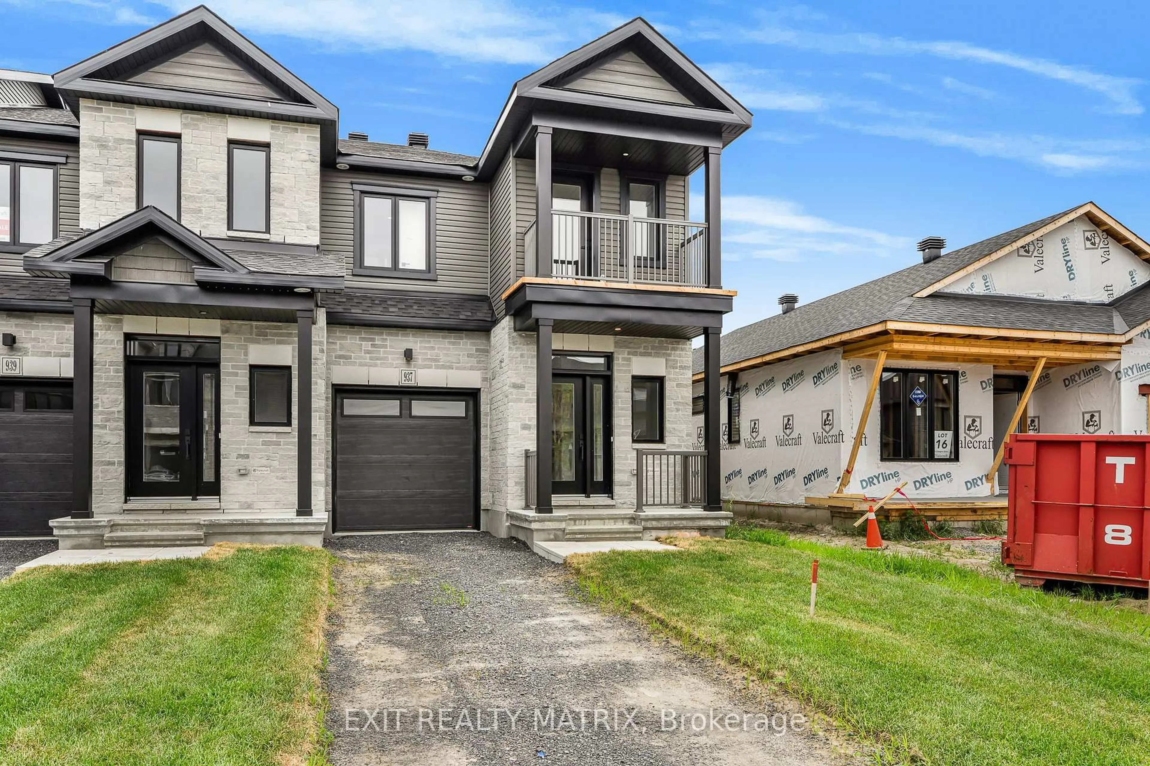 Home with brick exterior material, street for 937 Cologne St, Russell Ontario K0A 1W0