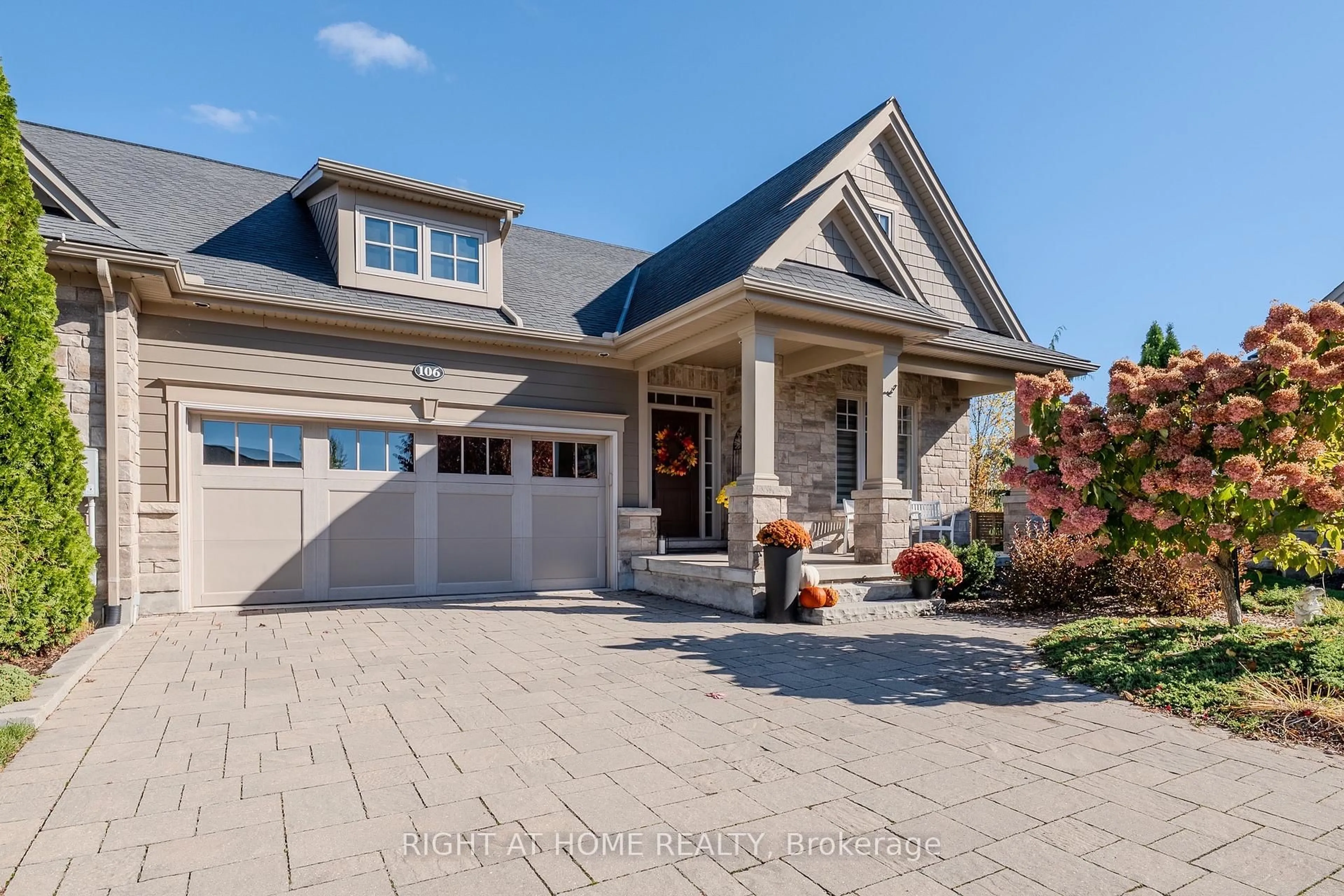 Home with brick exterior material, street for 106 Coyle Crt, Welland Ontario L3C 0E2