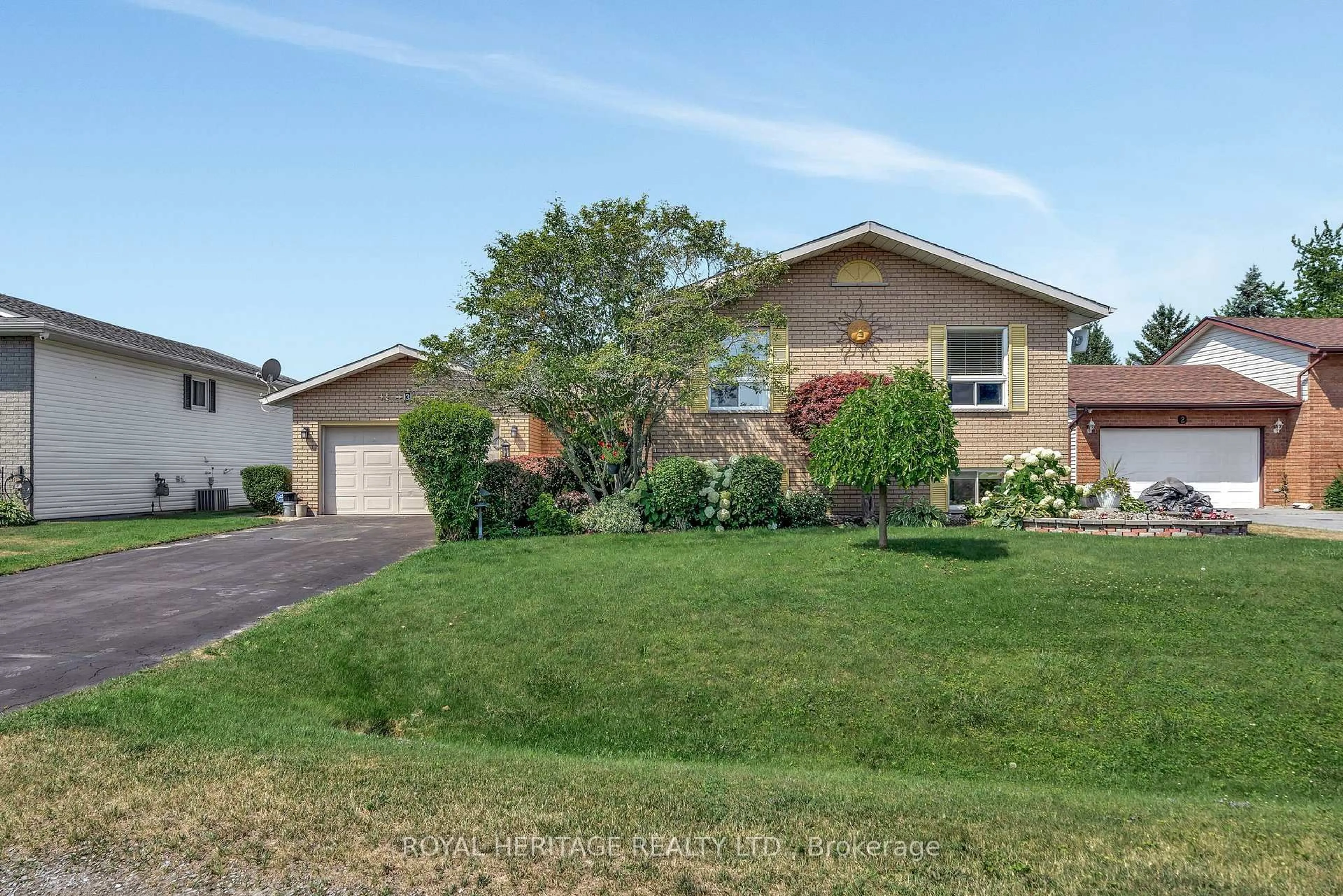 Unknown for 3 Wendy's Lane, Brighton Ontario K0K 1H0