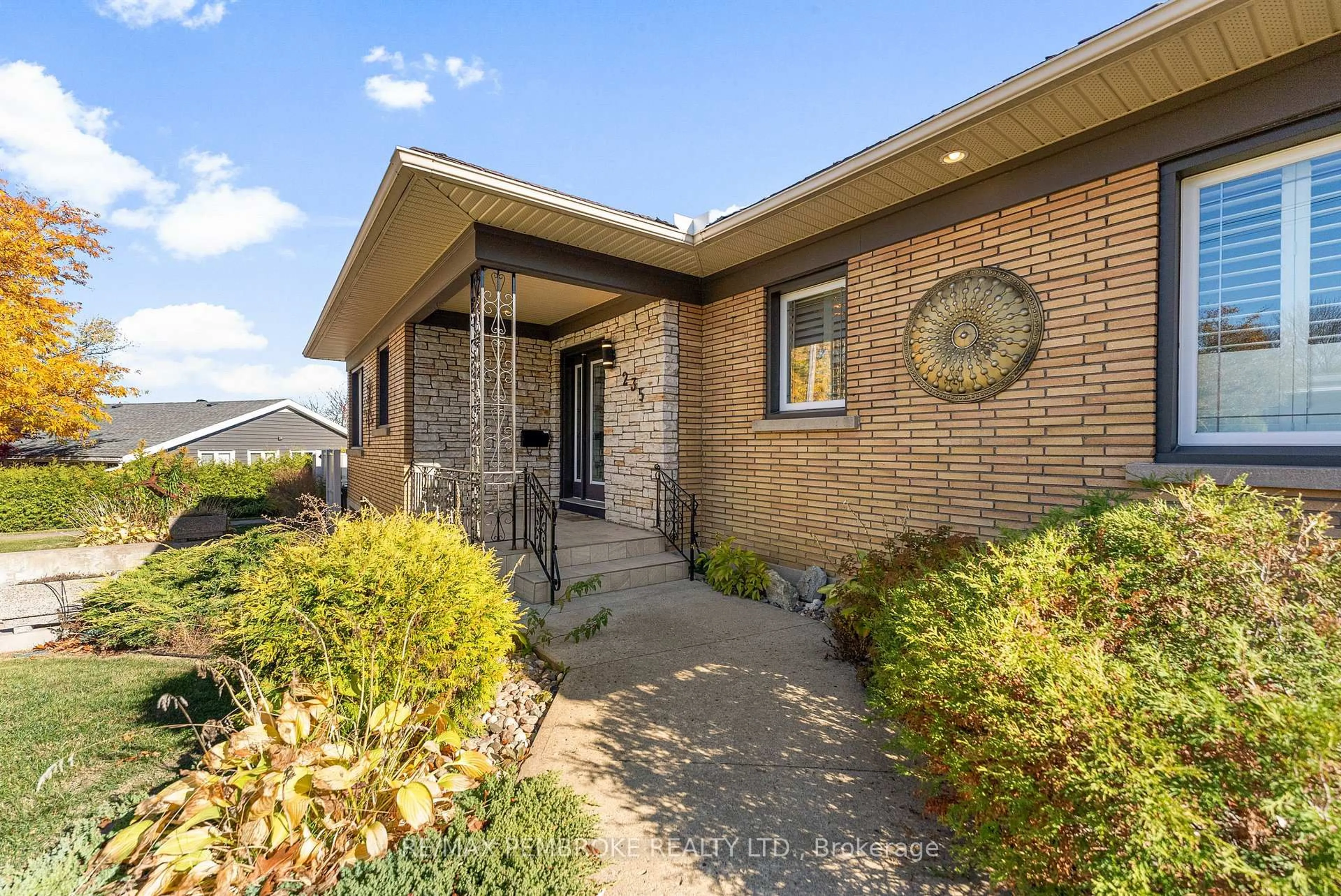 Home with brick exterior material, street for 235 Broadview Dr, Pembroke Ontario K8A 2A5