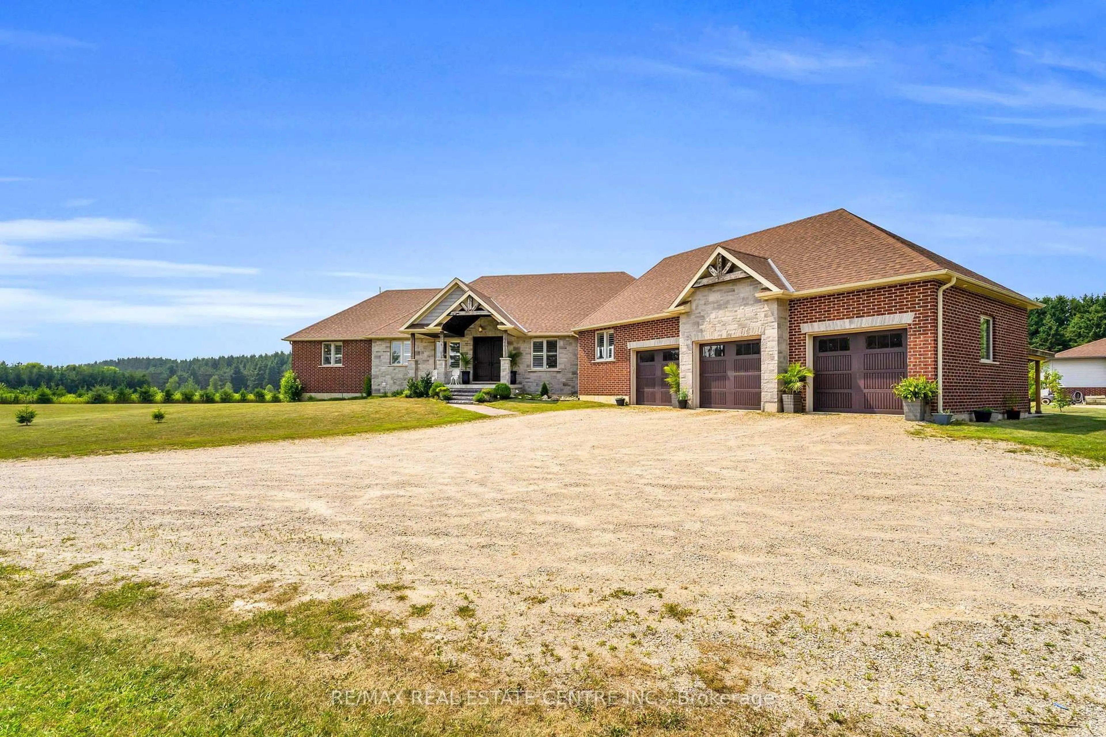 A pic from outside/outdoor area/front of a property/back of a property/a pic from drone, unknown for 023181 Erin East Garafraxa Townline, East Garafraxa Ontario L9W 7G8