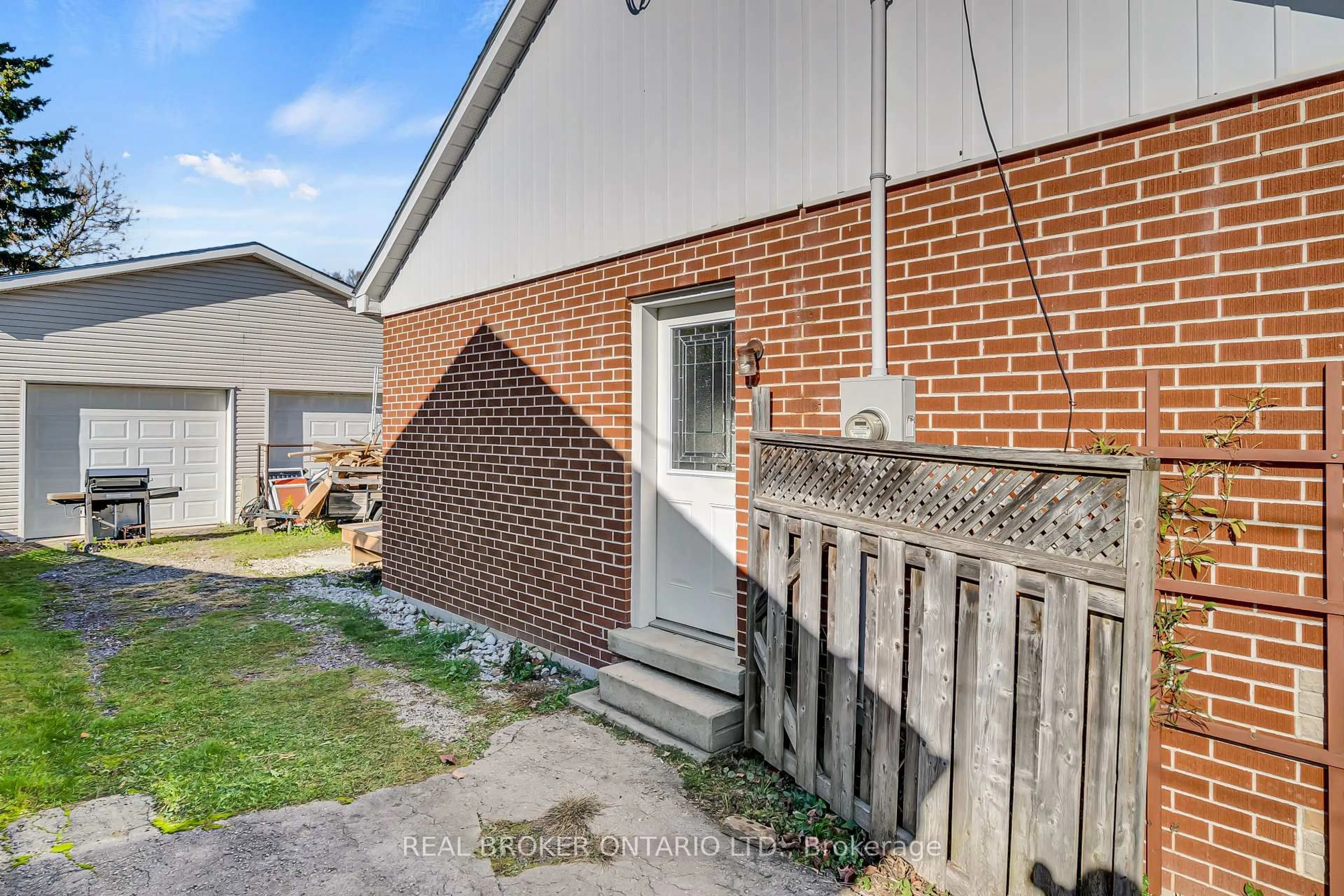 Unknown for 54 Bielby St, East Luther Grand Valley Ontario L9W 5M3