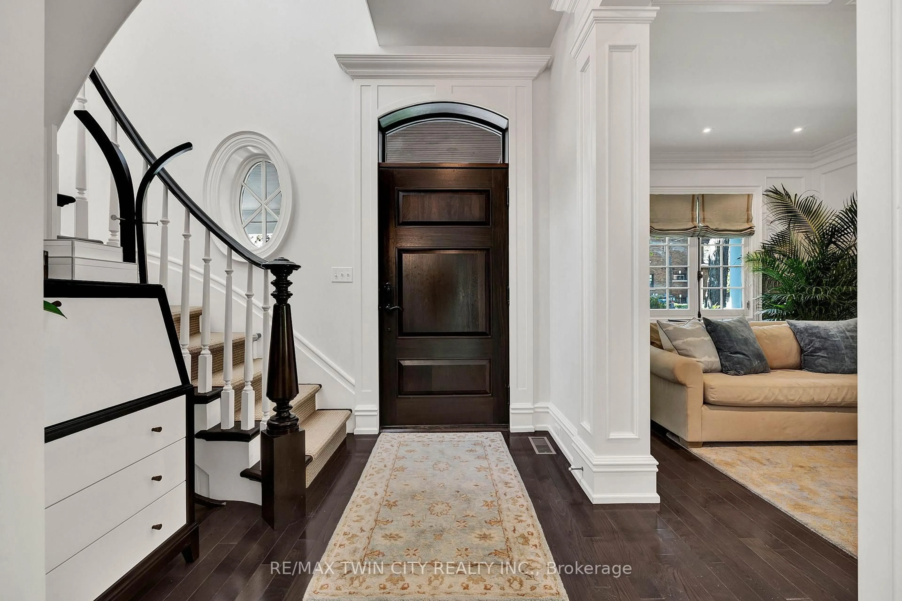 Indoor entryway for 19 Maynard Ave, Kitchener Ontario N2H 4Z6