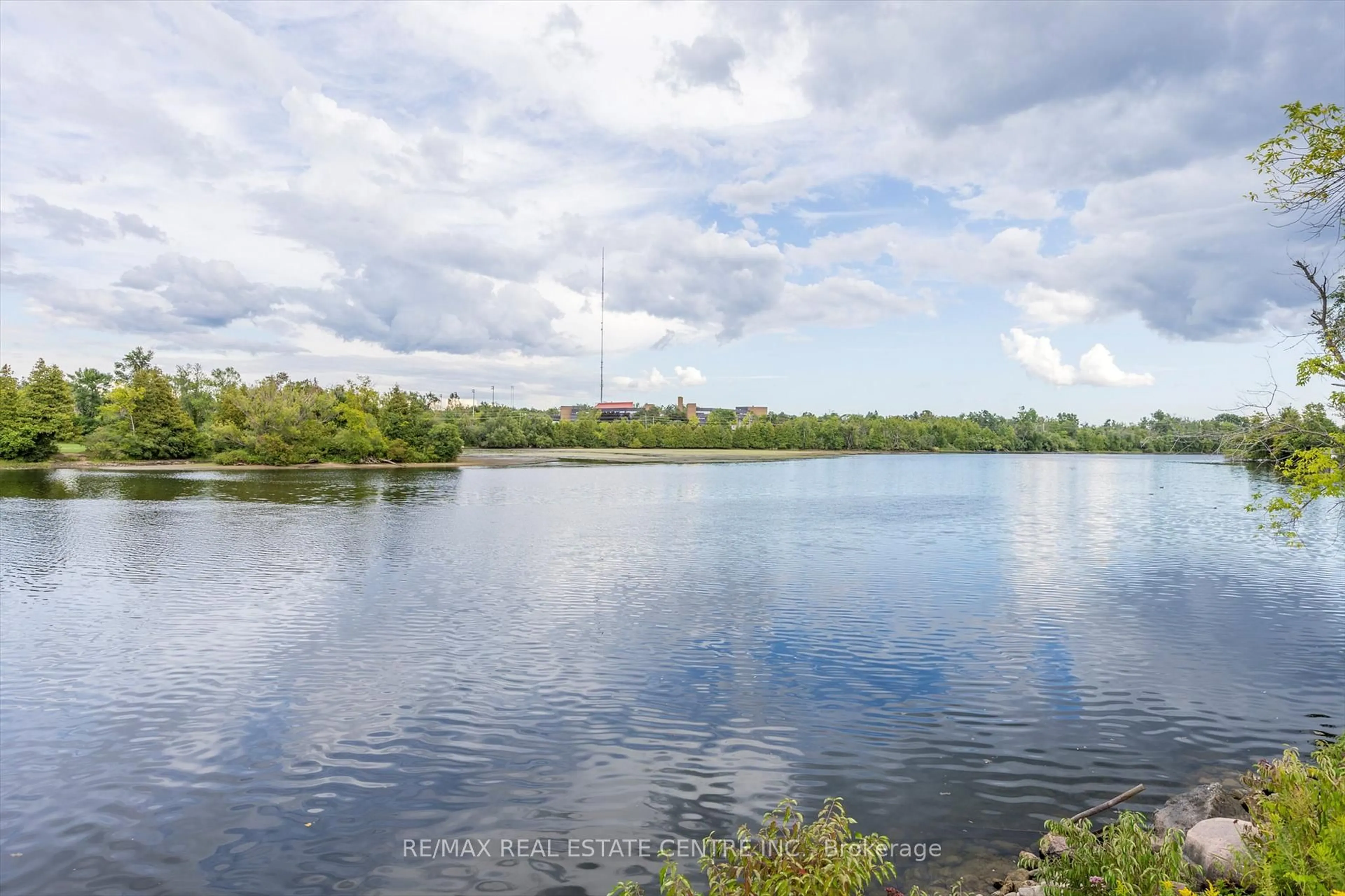 Unknown for 1111 WATER St #209, Peterborough Ontario K9H 3P7