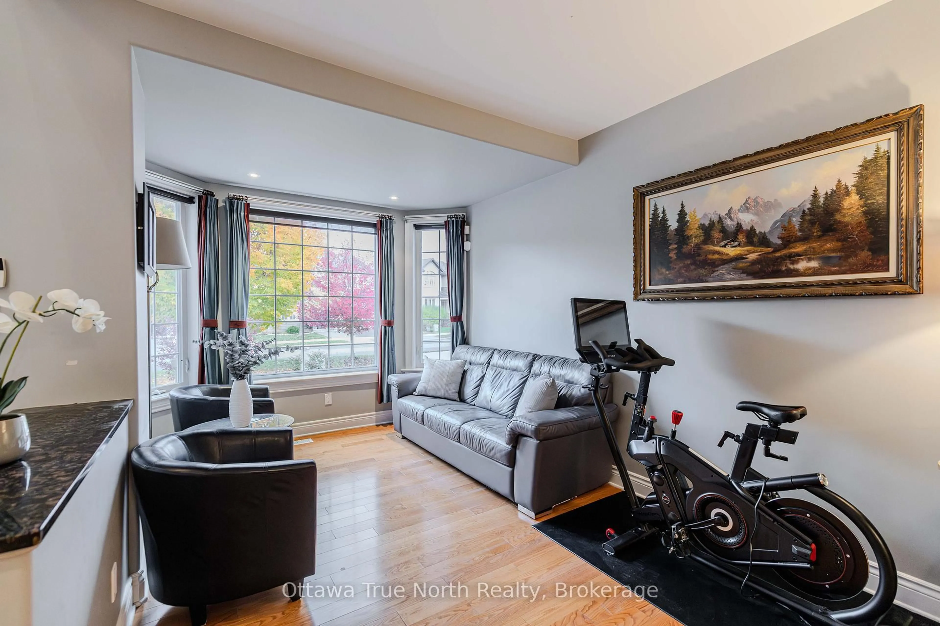 Living room with furniture, unknown for 507 Kochar Dr, Ottawa Ontario K2C 4G9