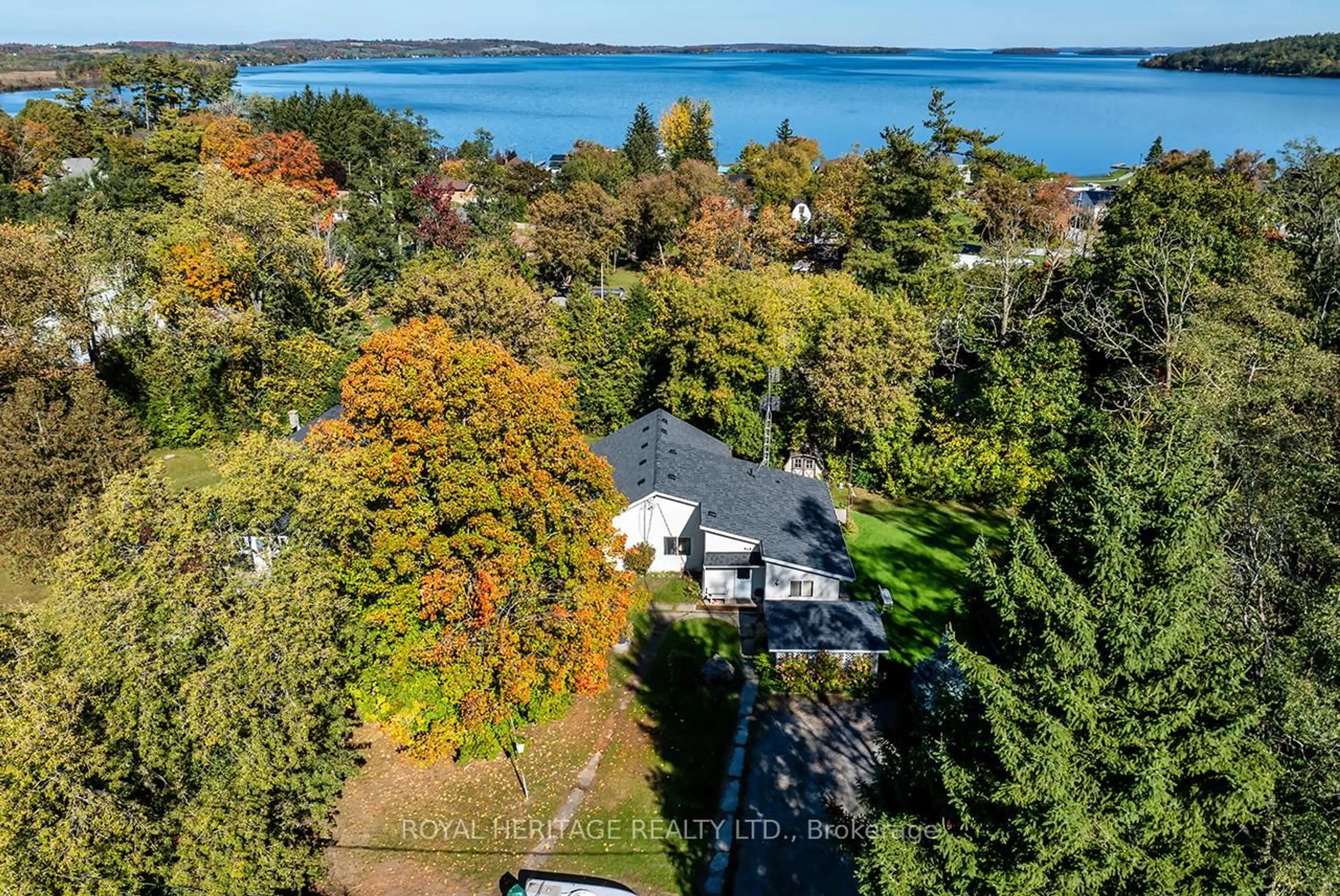 A pic from outside/outdoor area/front of a property/back of a property/a pic from drone, water/lake/river/ocean view for 5073 Ridge St, Hamilton Township Ontario K0L 1E0