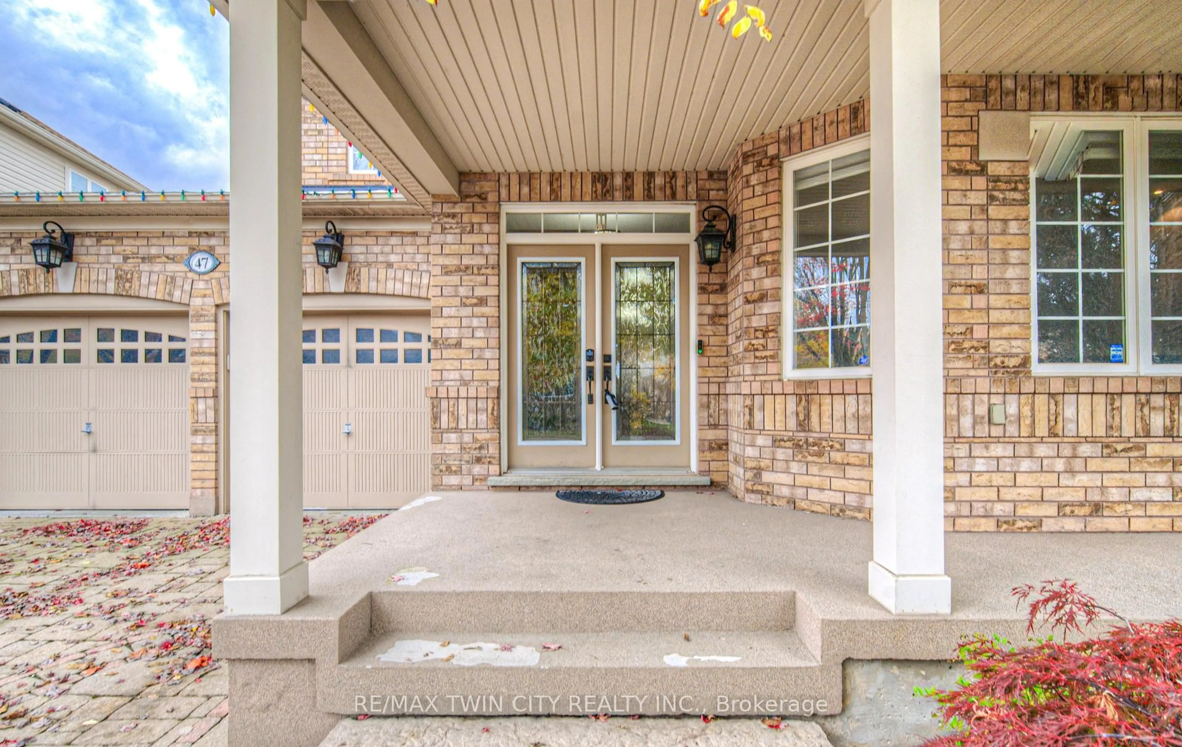 Unknown for 47 Dellgrove Circ, Cambridge Ontario N1T 2J9