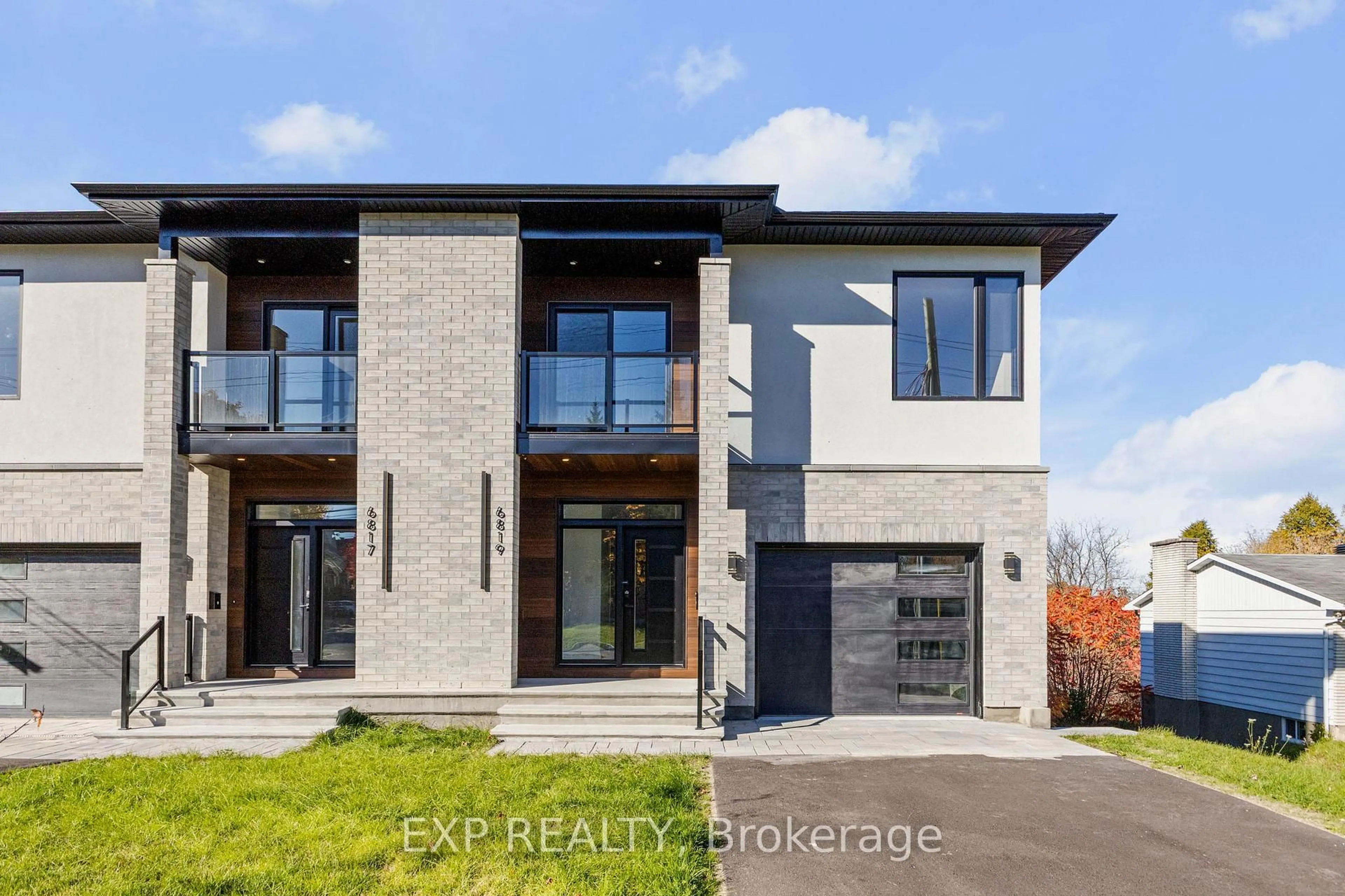 Home with brick exterior material, unknown for 6819 Notre Dame St, Orleans Ontario K1C 1H4