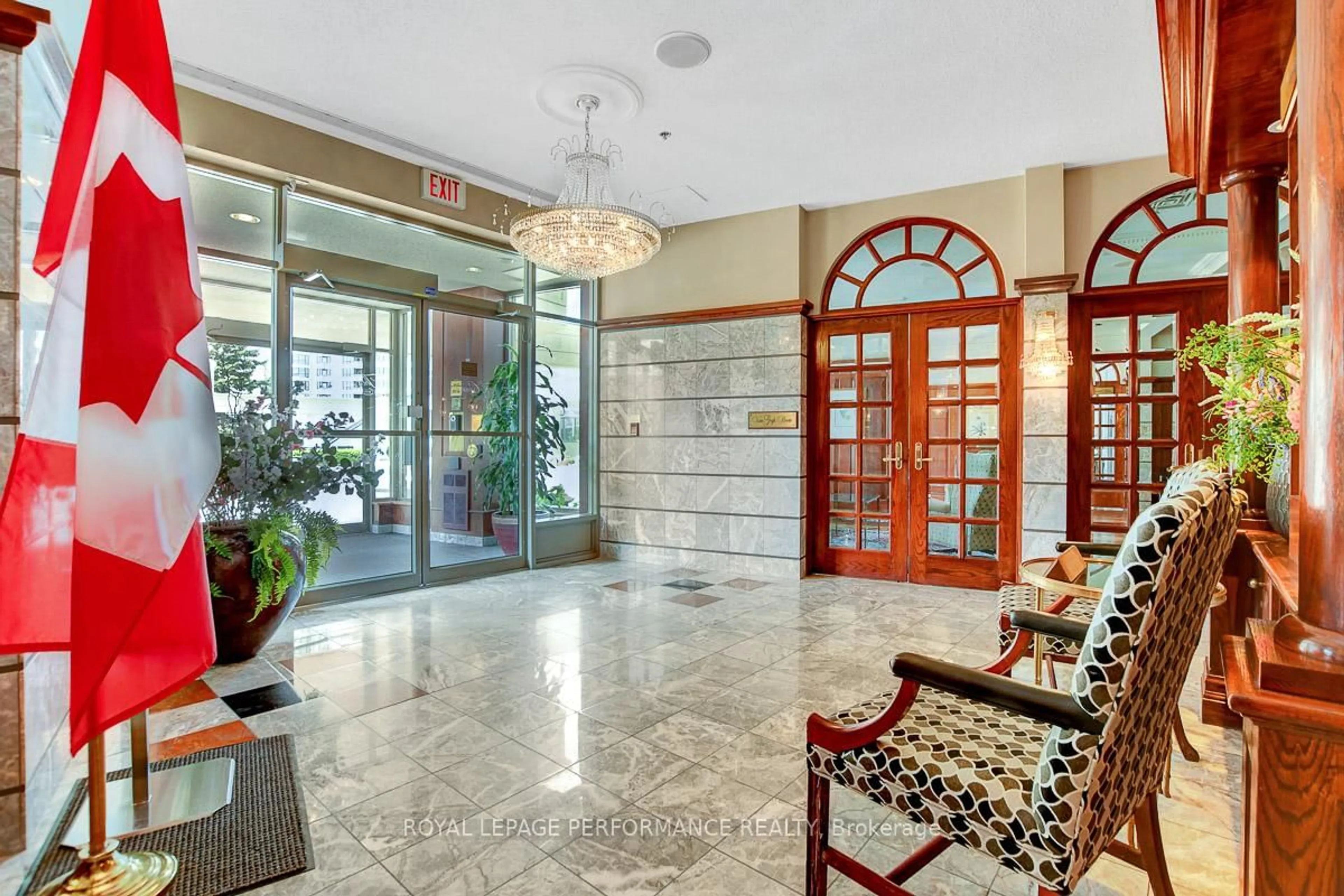 Lobby for 1480 Riverside Dr #2507, Ottawa Ontario K1G 5H2