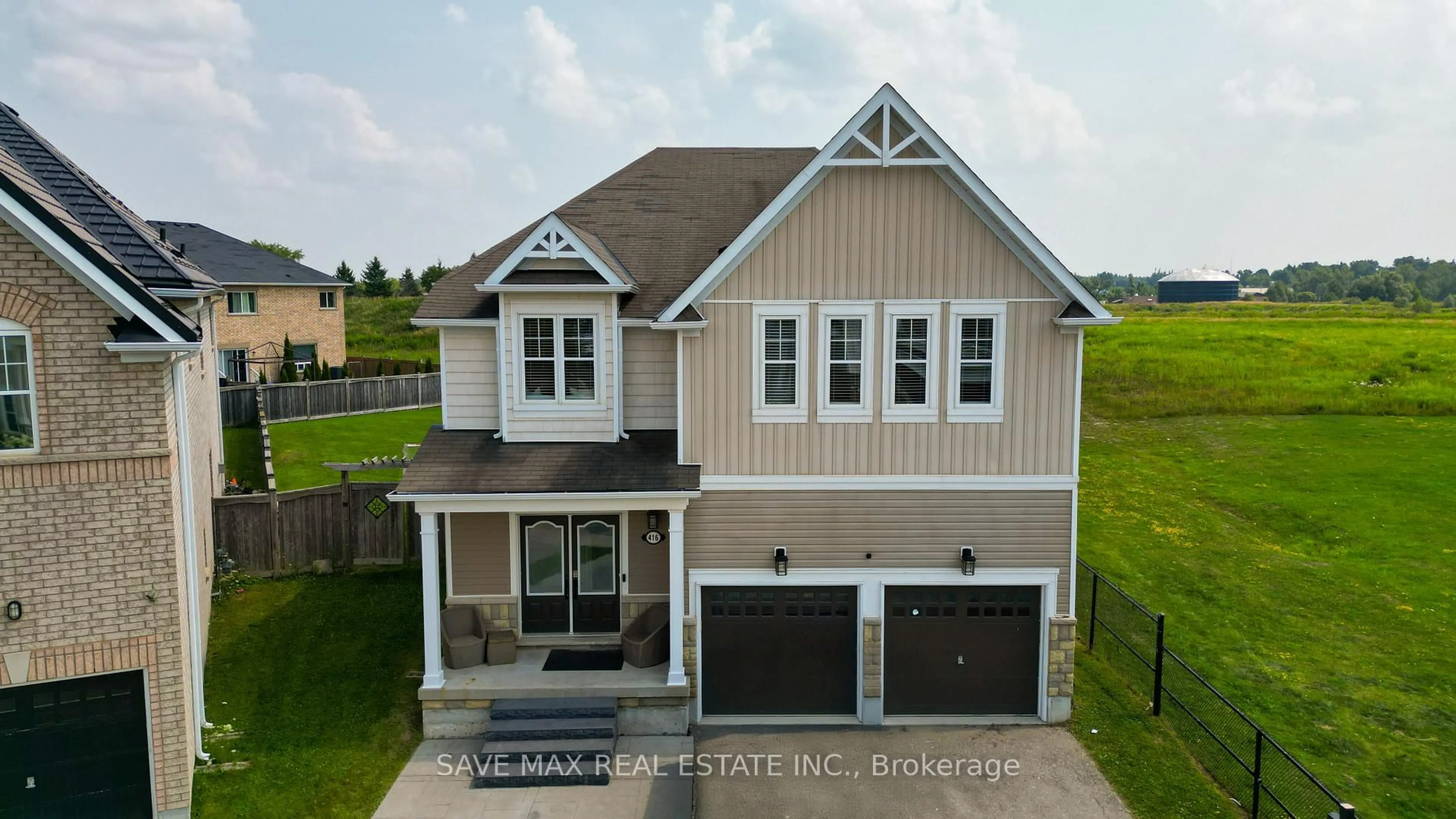 A pic from outside/outdoor area/front of a property/back of a property/a pic from drone, unknown for 416 Tansley St, Shelburne Ontario L9V 2S6