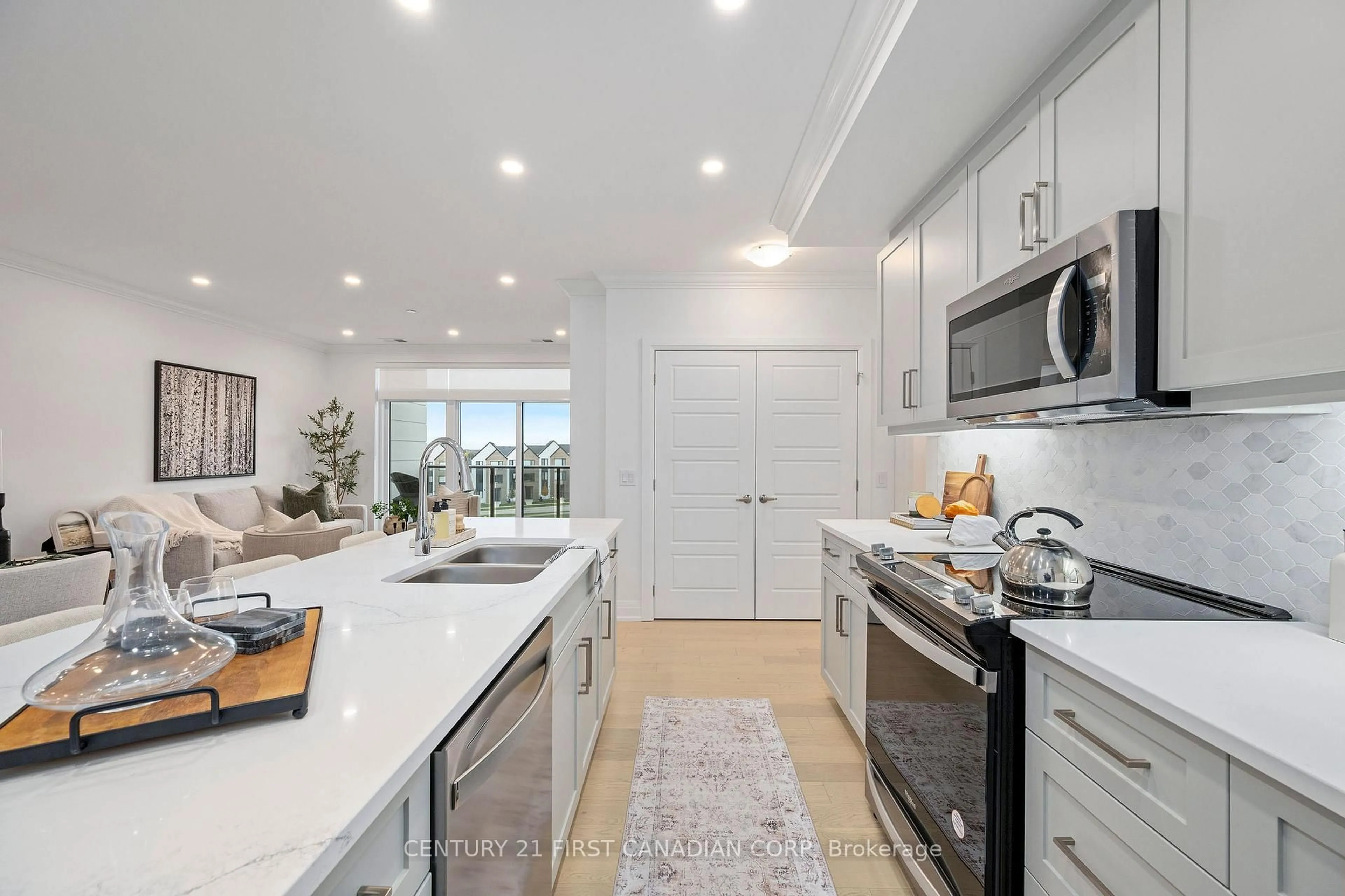 Open concept kitchen, ceramic/tile floor for 1560 Upper West Ave #402, London South Ontario N6K 4P9