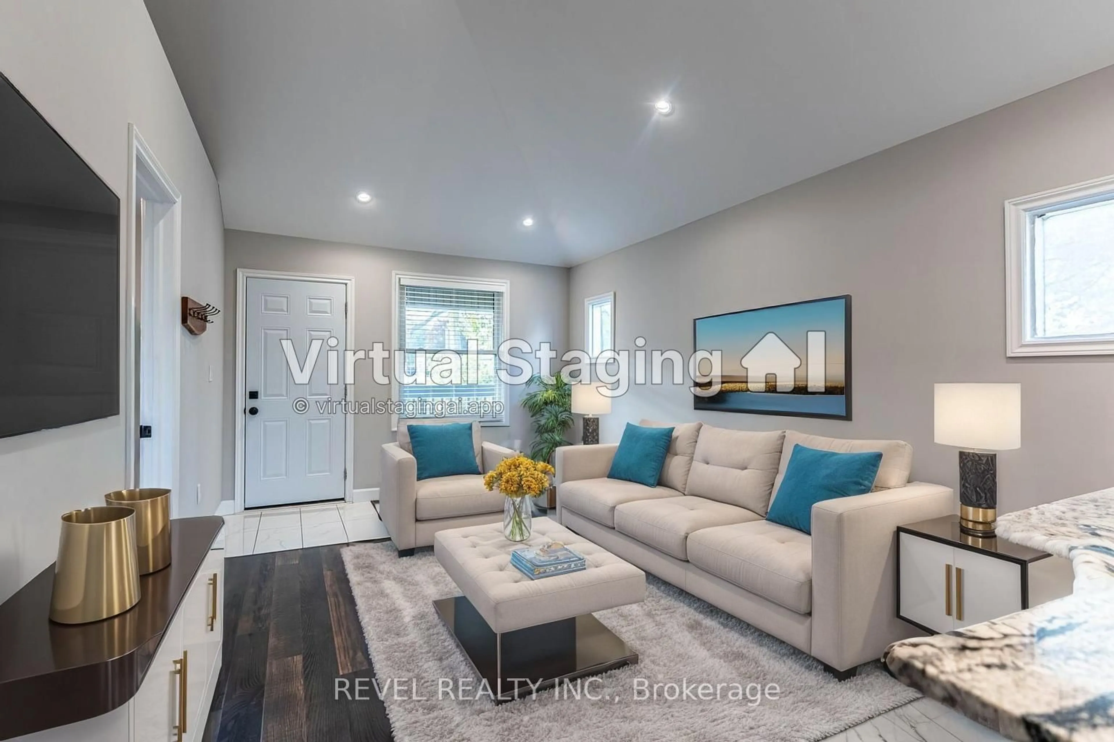 Living room with furniture, unknown for 222 Kensington Ave, Hamilton Ontario L8L 7N7
