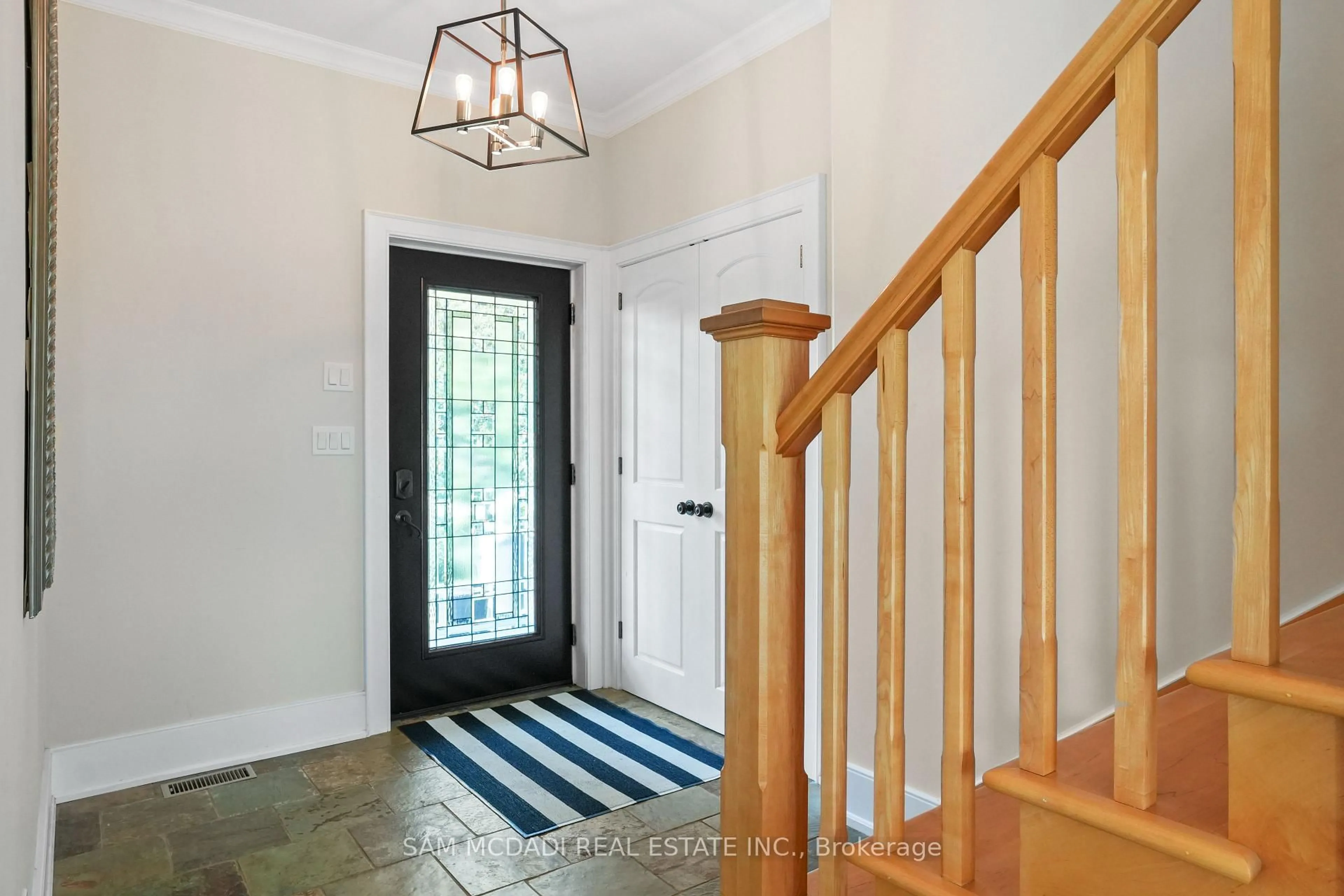 Indoor entryway for 137122 Grey Rd #12, Meaford Ontario N4L 1W5