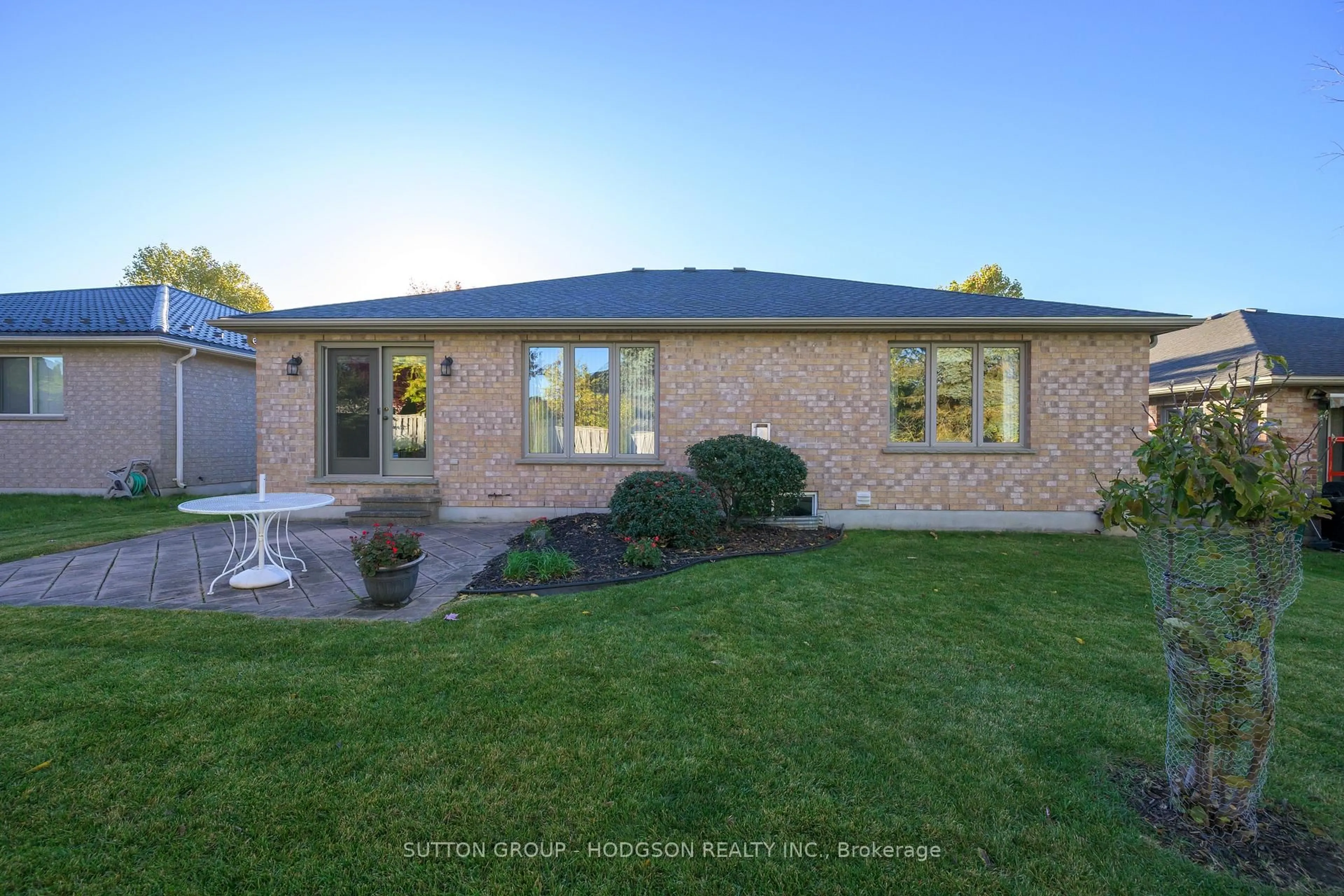 Home with brick exterior material, unknown for 148 Buttercup Crt, London North Ontario N6G 5M6