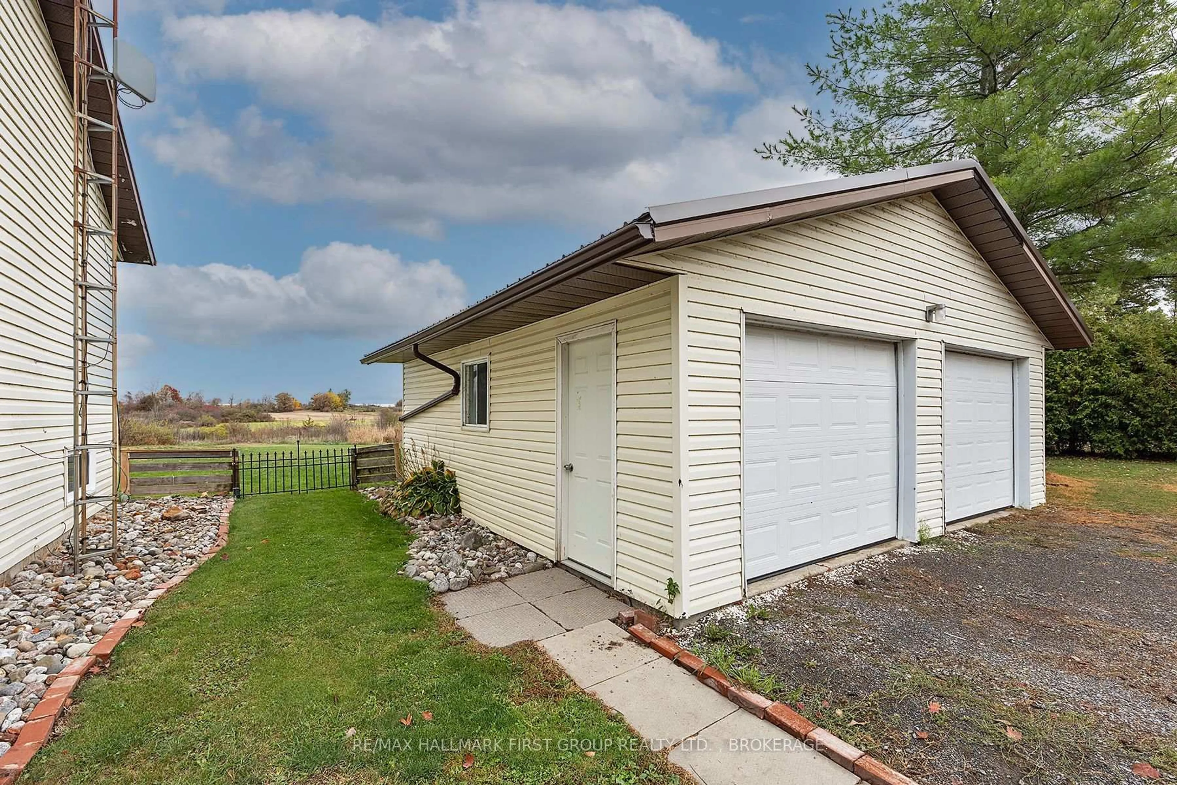 Unknown for 810 County 2 Rd, Front of Leeds & Seeleys Bay Ontario K0E 1L0