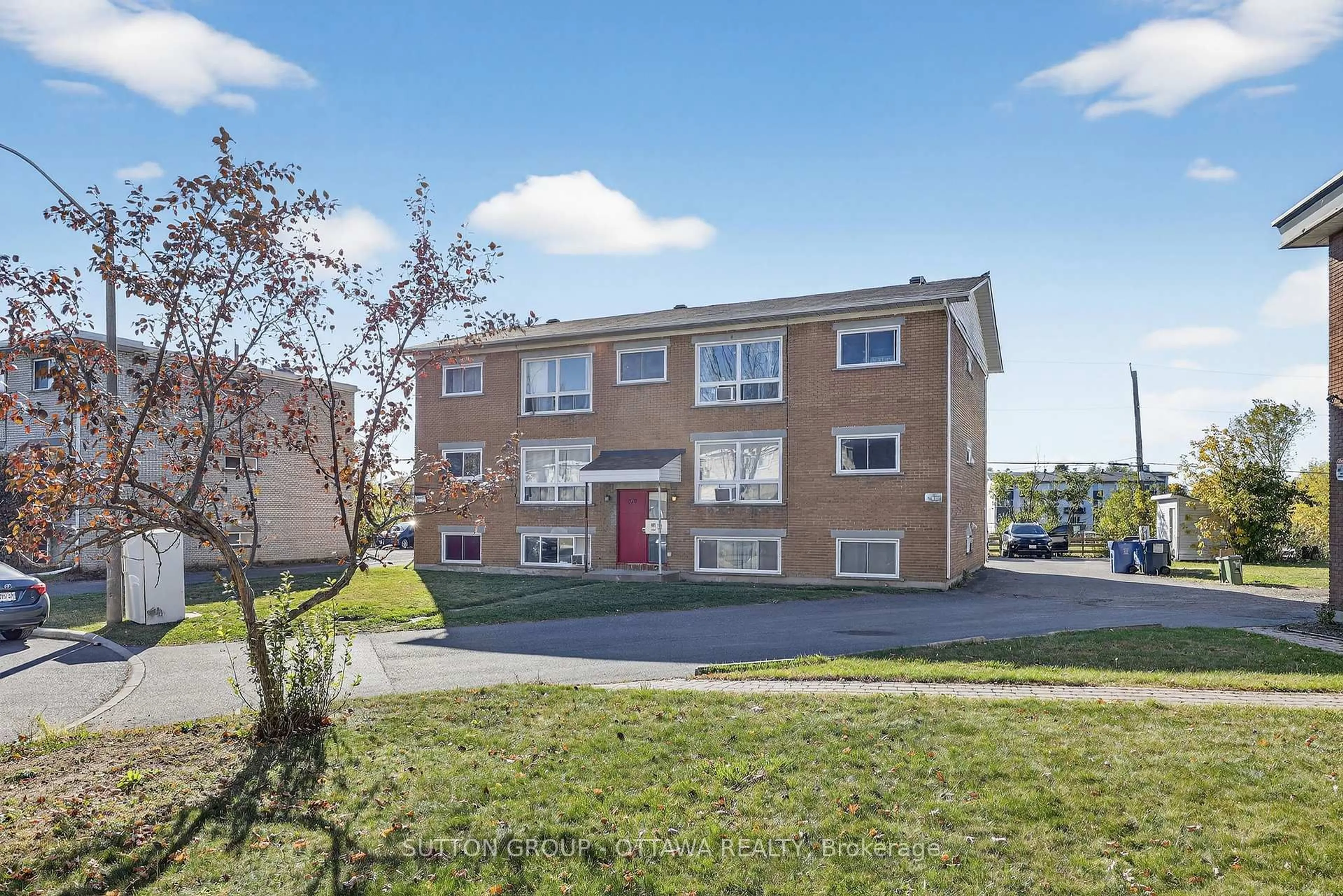 Unknown for 370 Belisle St, Ottawa Ontario K1L 6V2