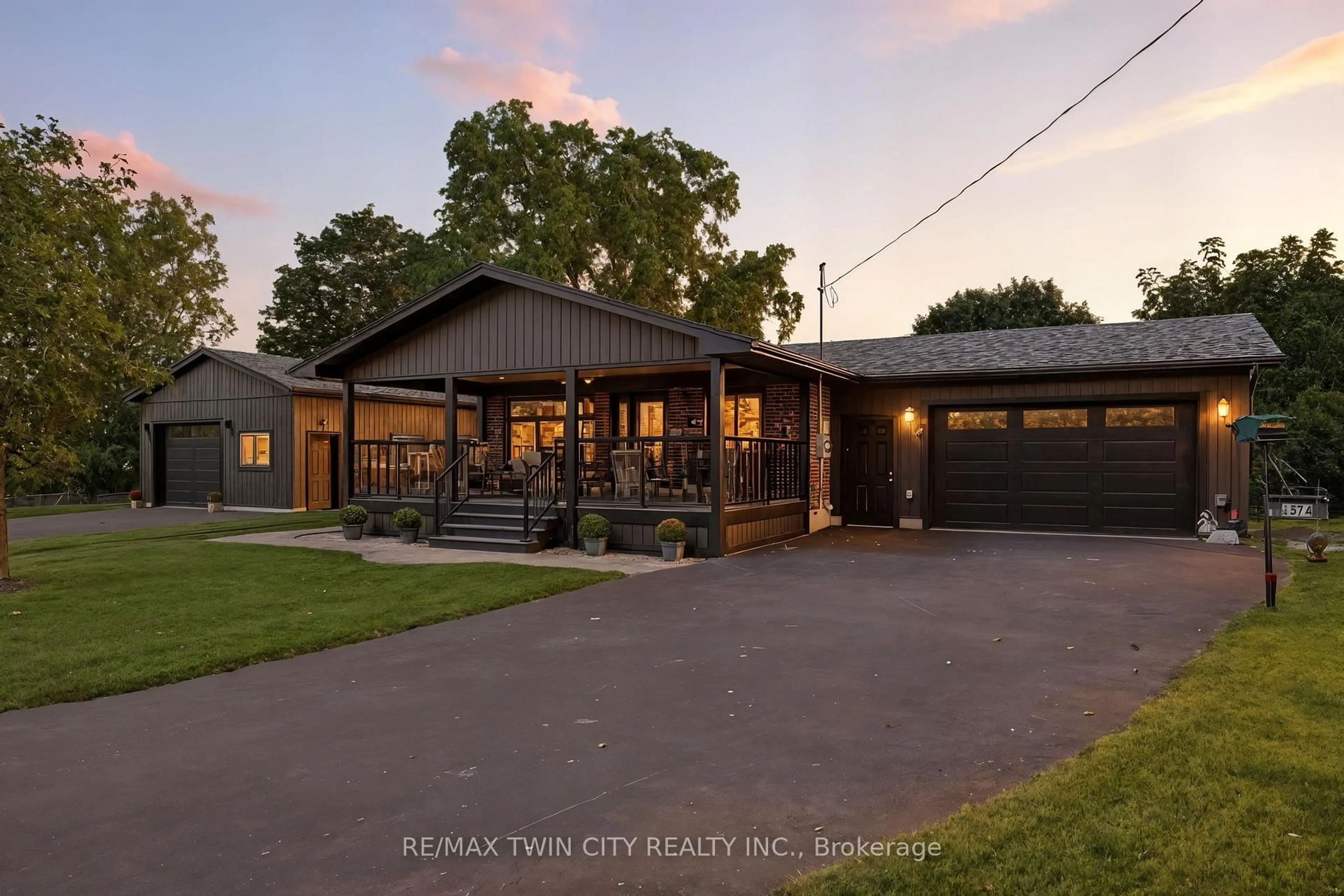 Unknown for 1574 Clyde Rd, North Dumfries Ontario N1R 5S7