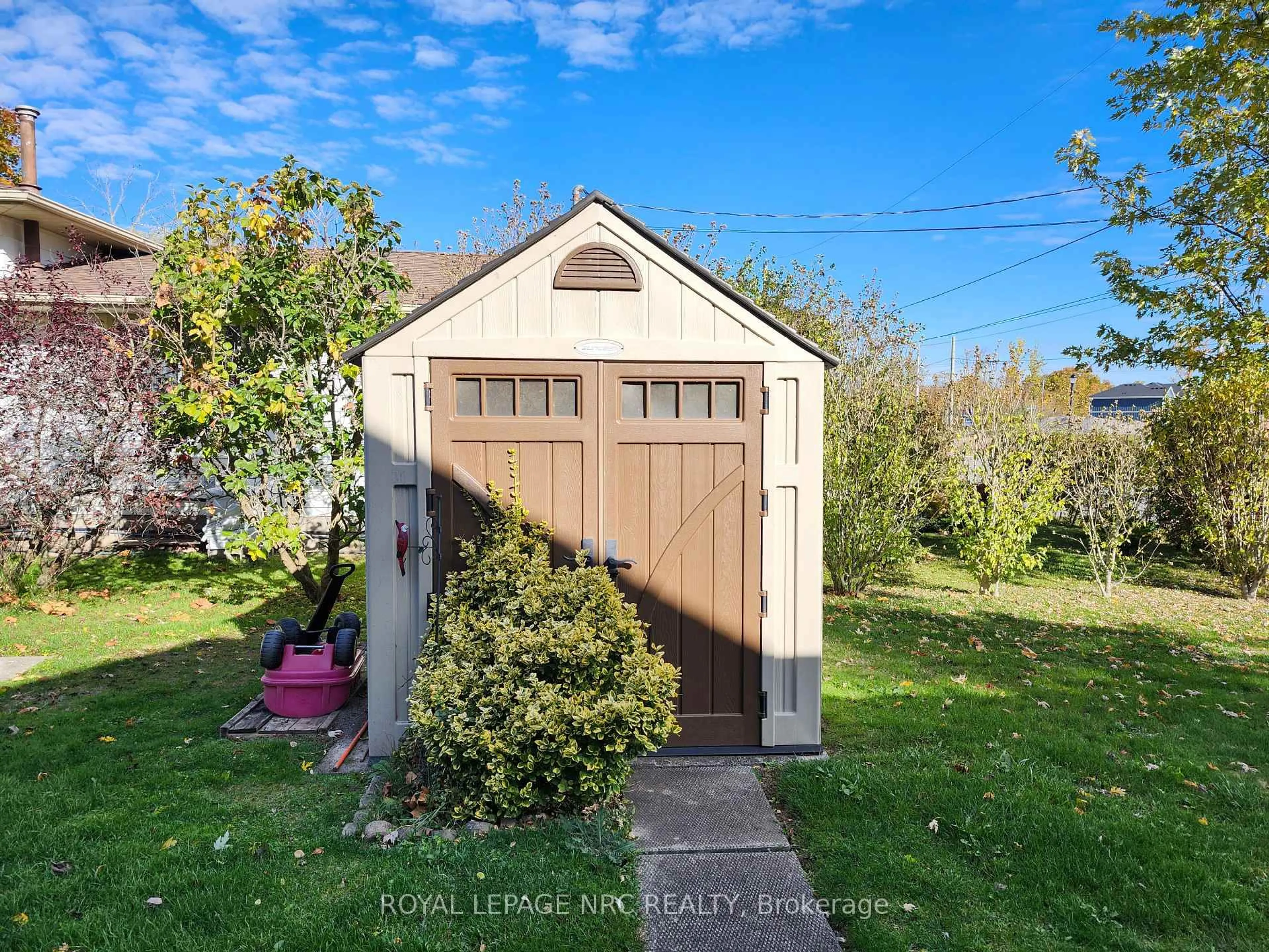 Shed for 644 Floyd Pl, Fort Erie Ontario L2A 1C3