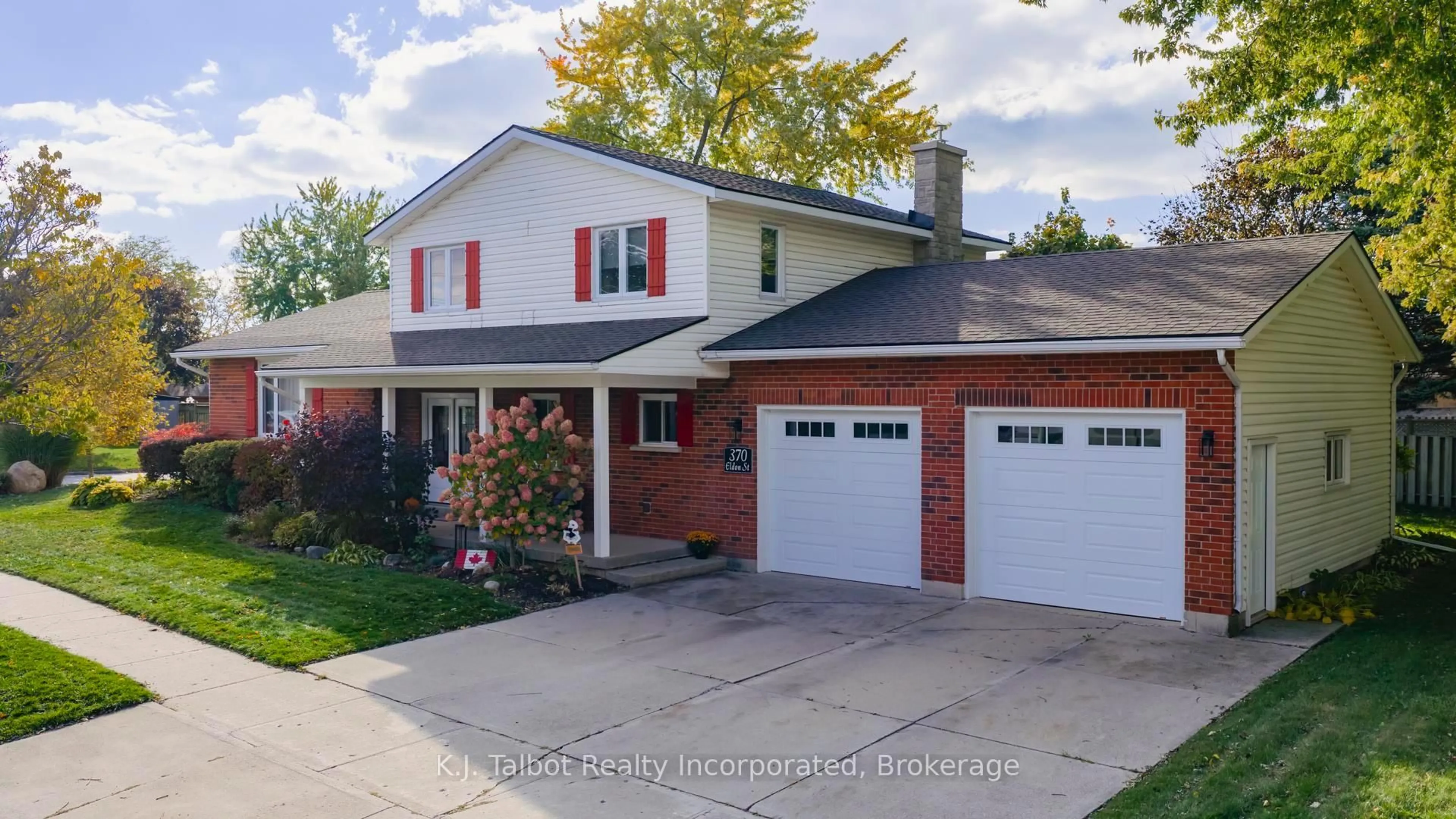 Home with brick exterior material, street for 370 ELDON St, Goderich Ontario N7A 4K7