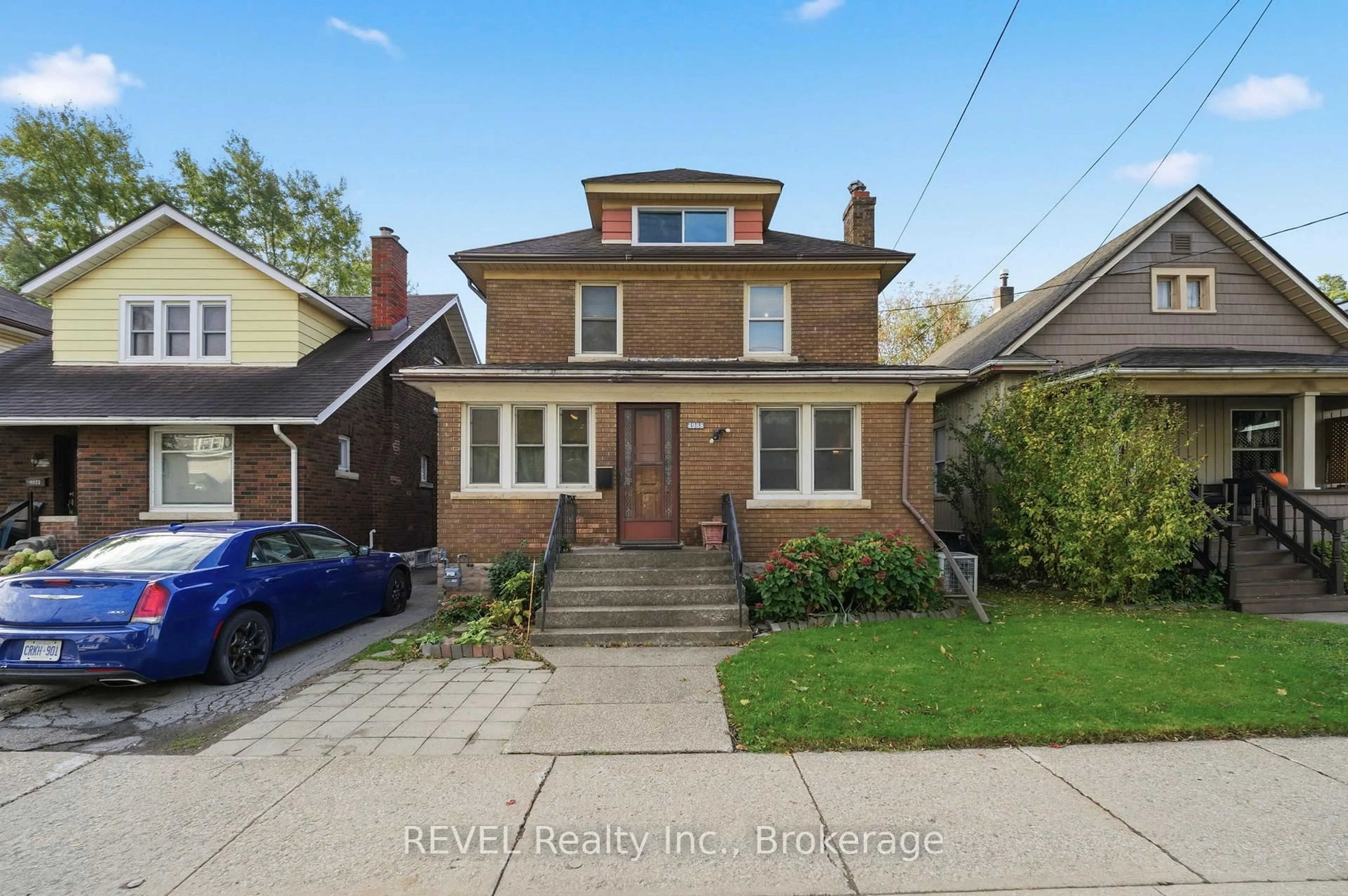 Home with brick exterior material, street for 4988 Morrison St, Niagara Falls Ontario L2E 2C6