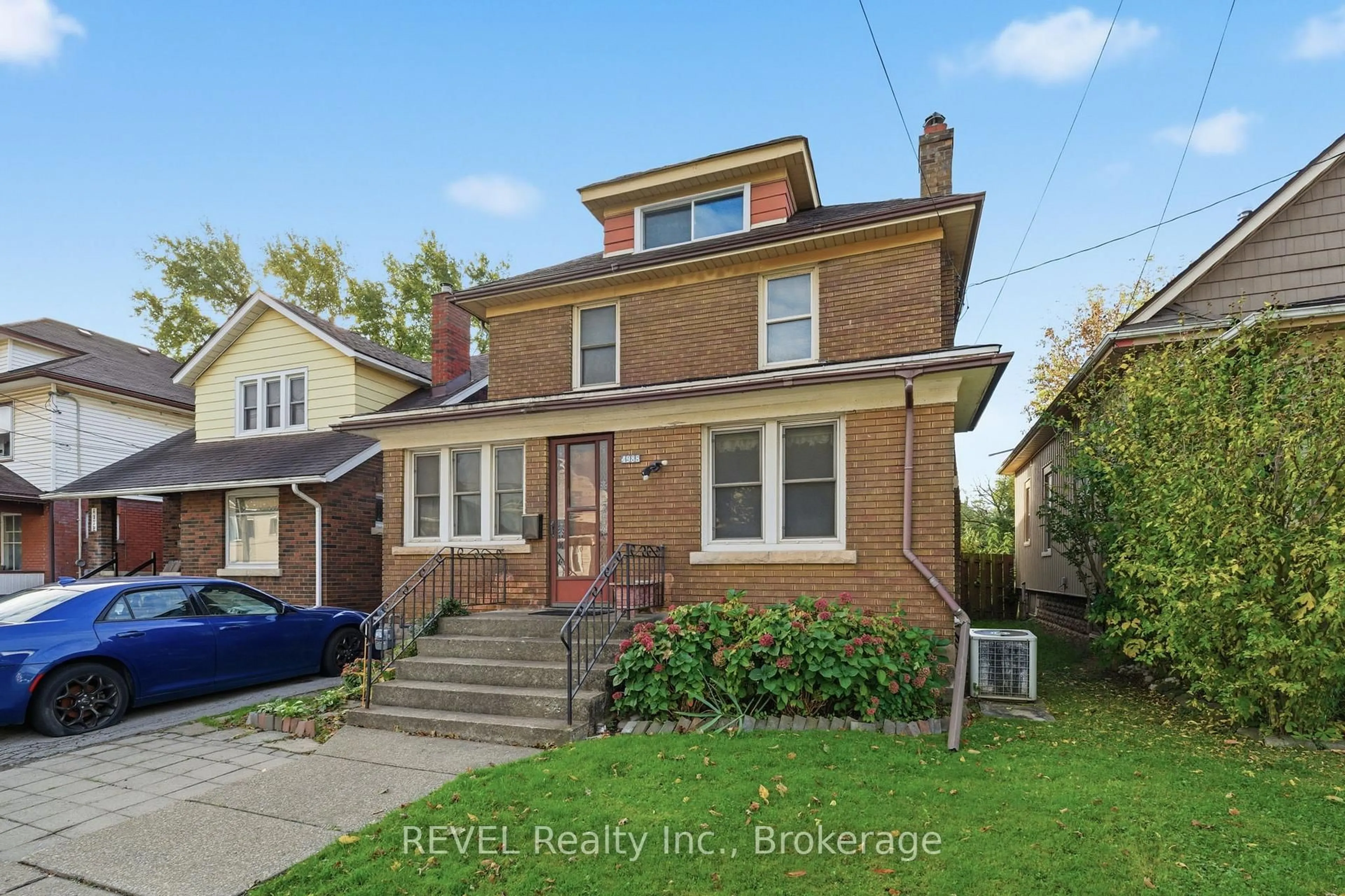 Home with brick exterior material, street for 4988 Morrison St, Niagara Falls Ontario L2E 2C6