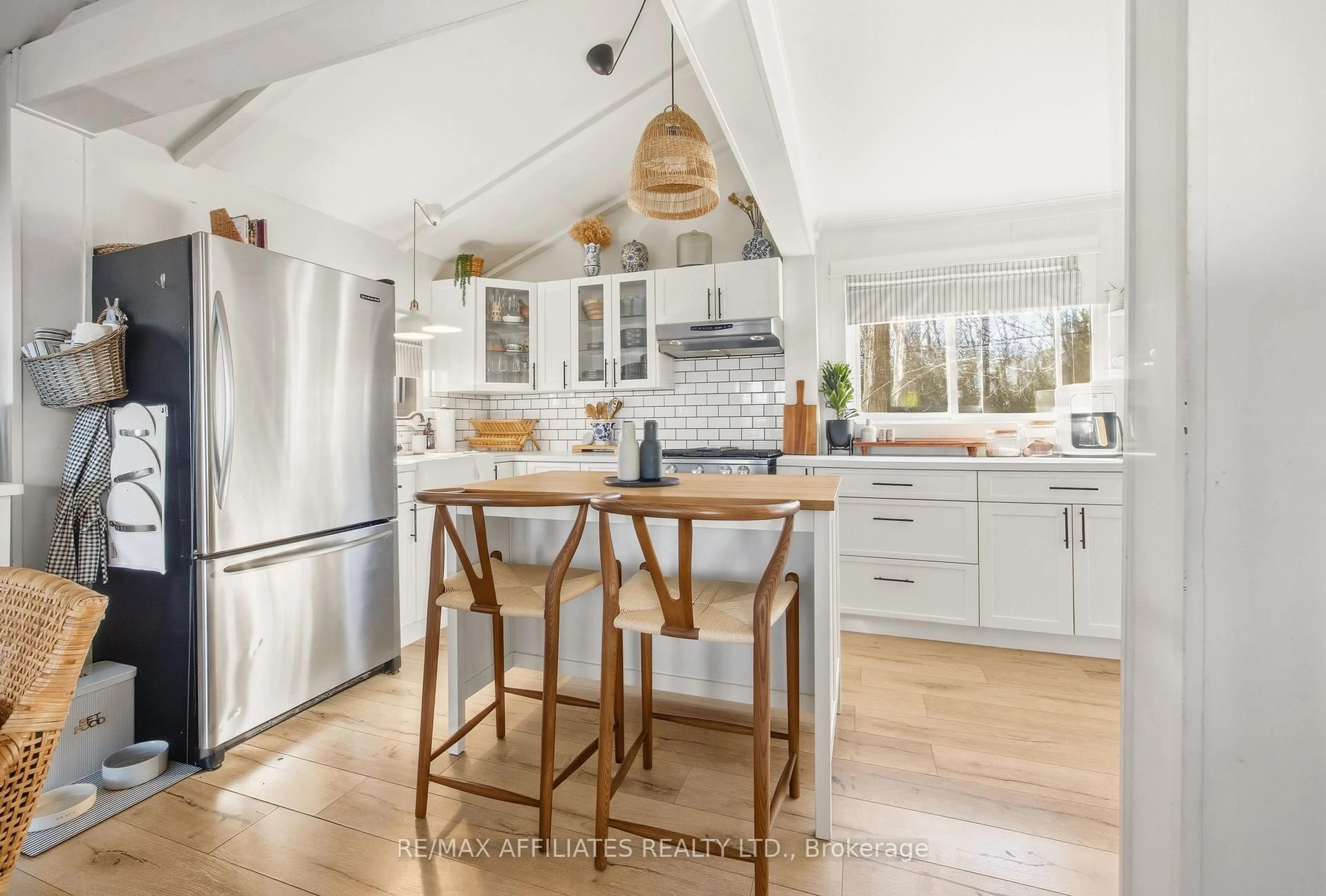 Open concept kitchen, unknown for 124 Mccullough's Landing Rd, Perth Ontario K7H 0J3