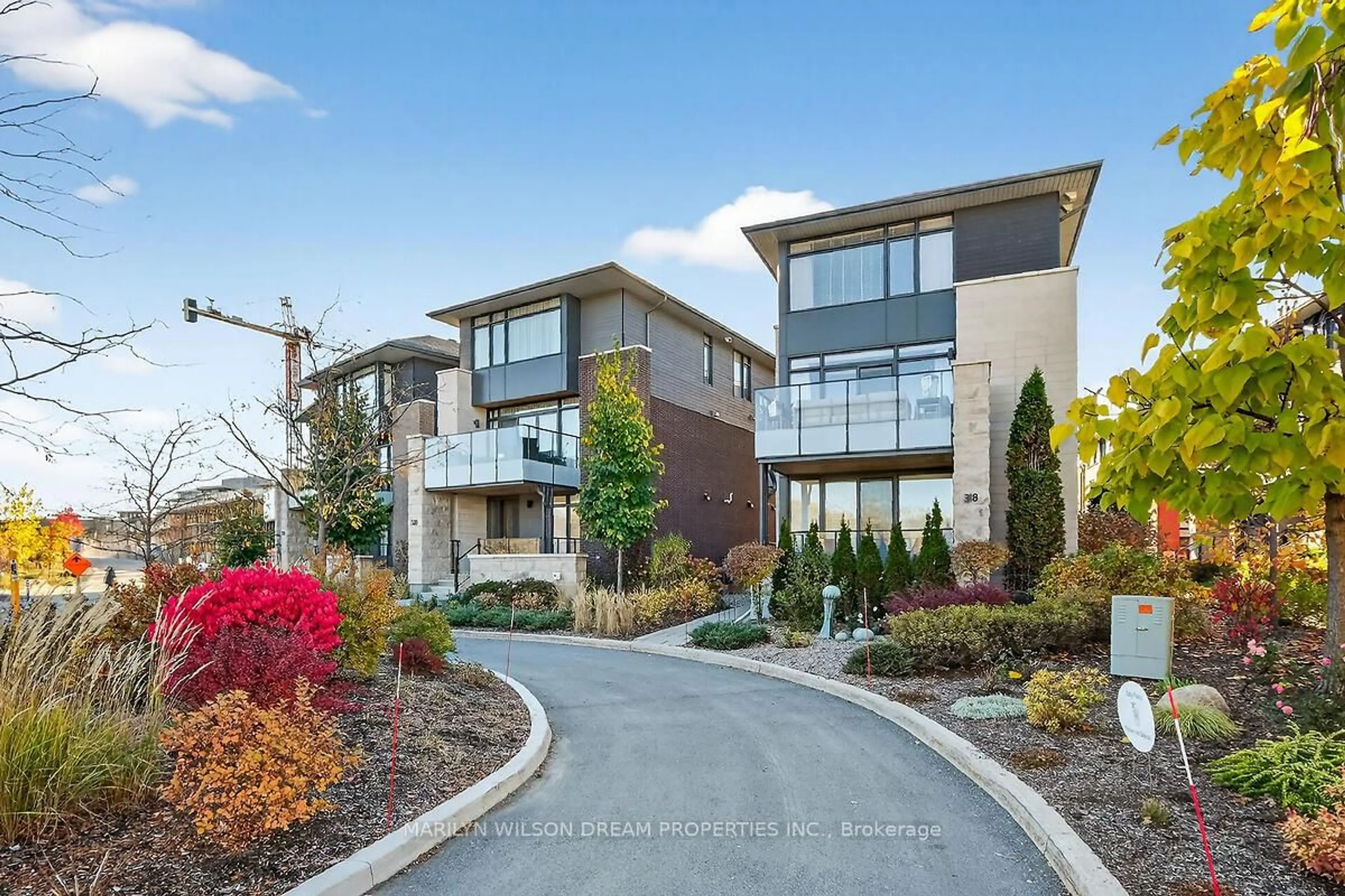 Unknown for 318 Sanctuary Private, Ottawa Ontario K1S 5W1