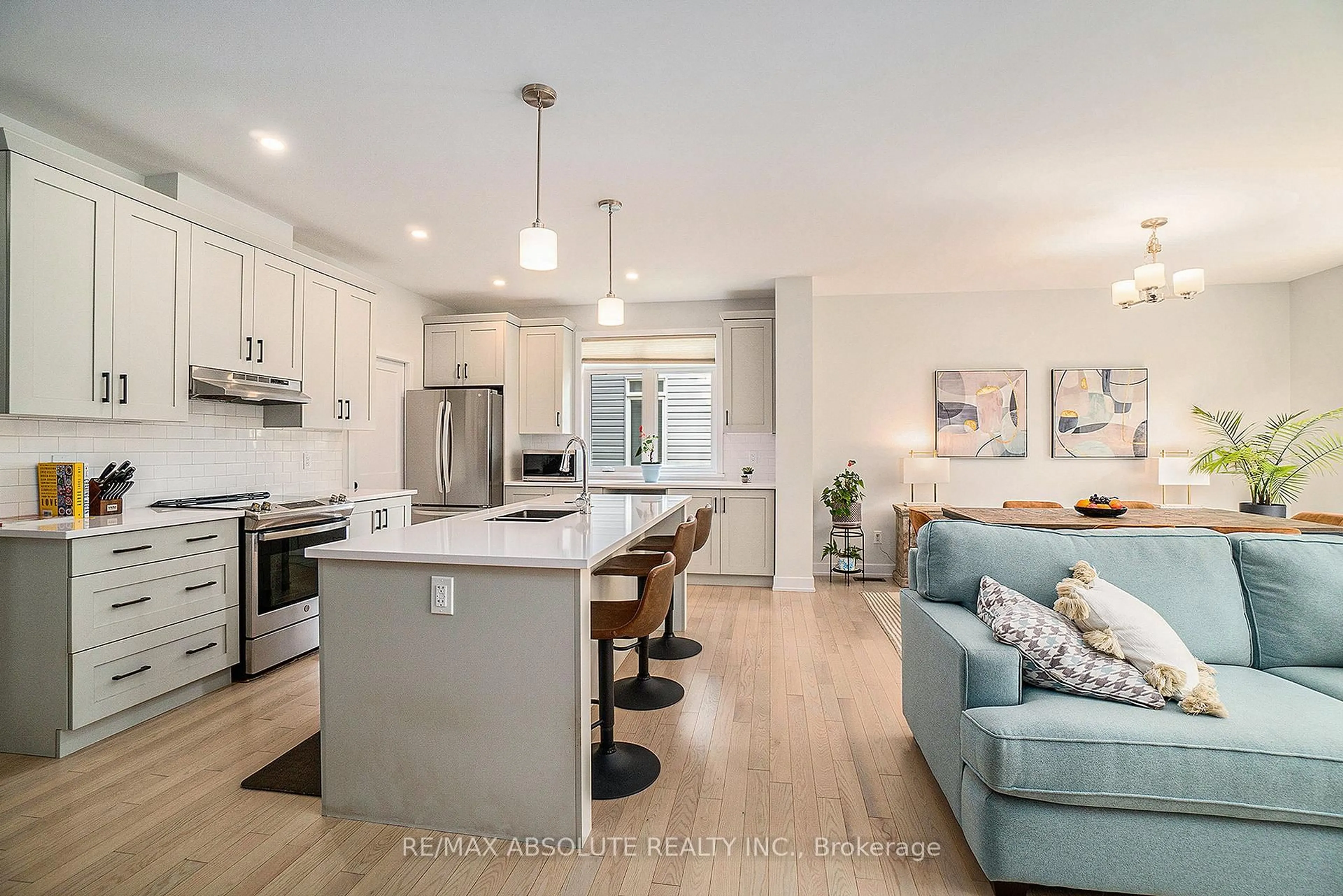 Open concept kitchen, unknown for 29 Mac Beattie Dr, Arnprior Ontario K7S 0J3