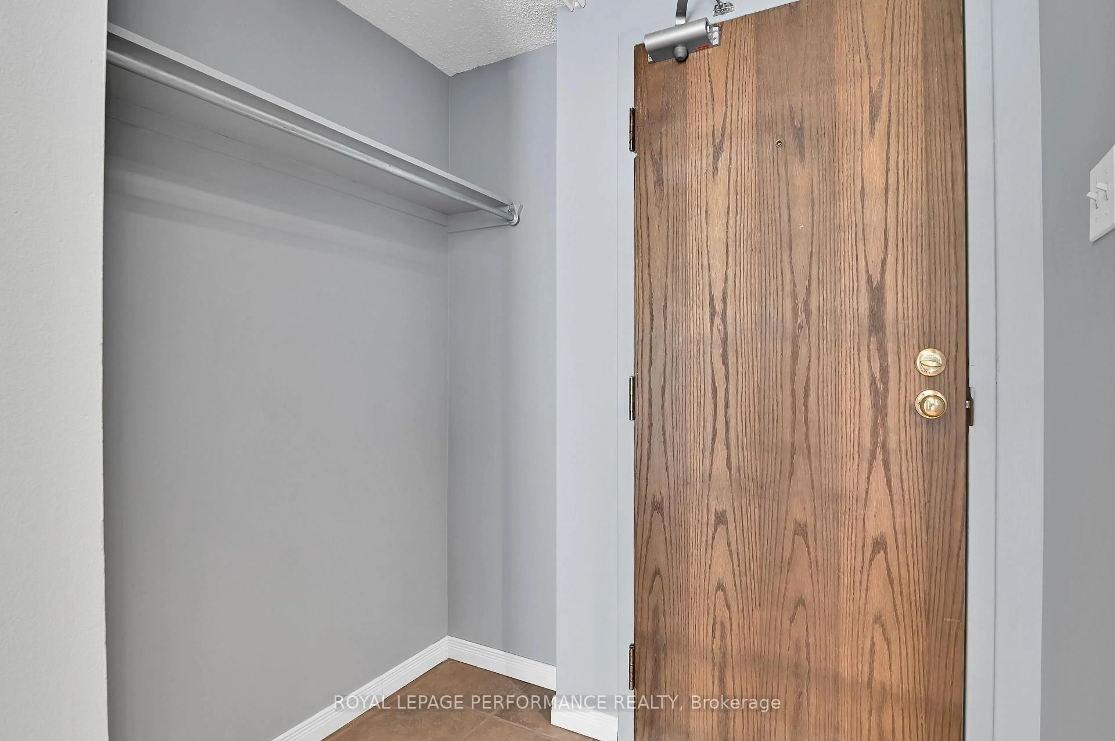 Storage room or clothes room or walk-in closet for 154 Nelson St #501, Ottawa Ontario K1N 7R5