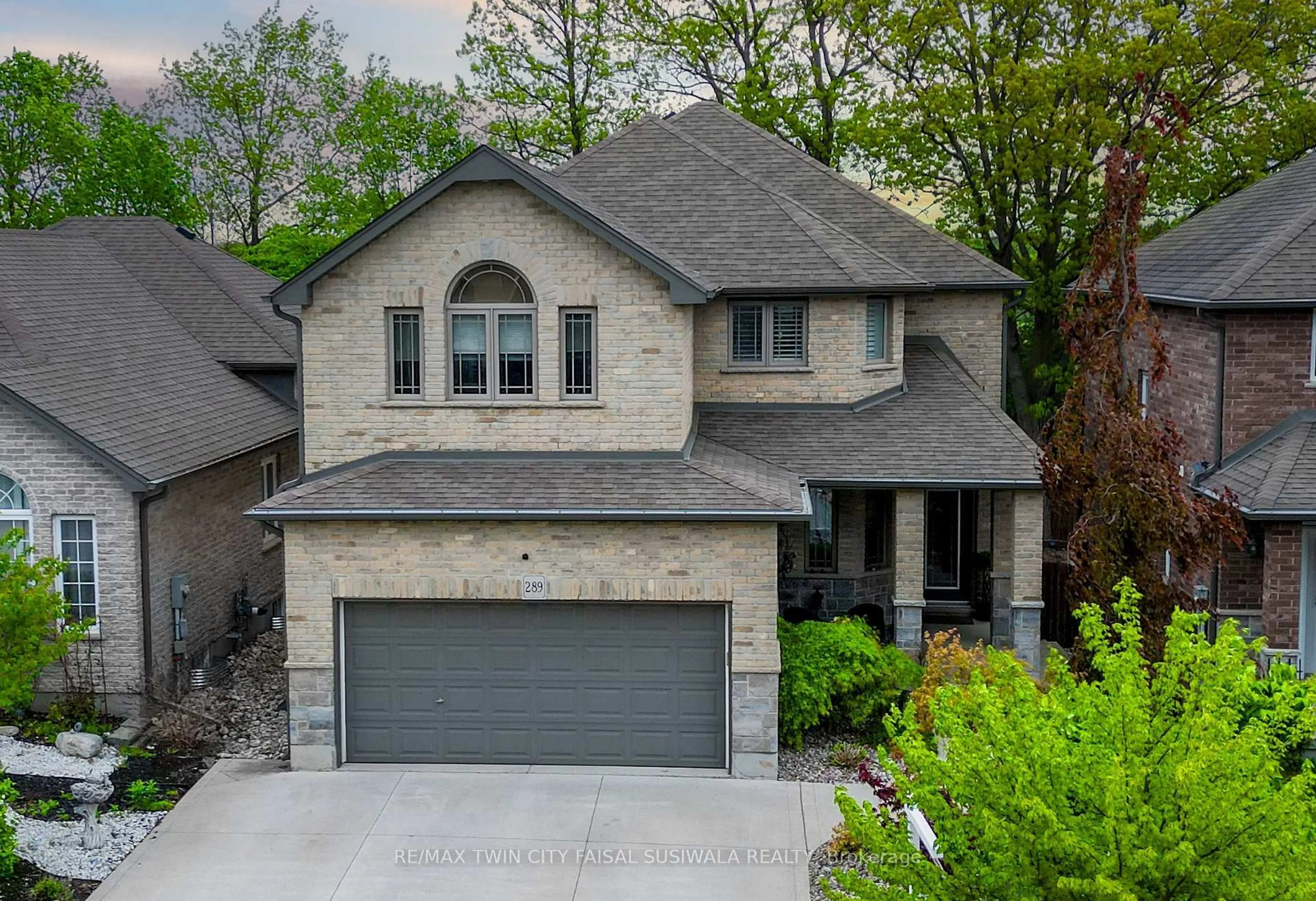 Home with brick exterior material, street for 289 Wesley Blvd, Cambridge Ontario N1R 5S2