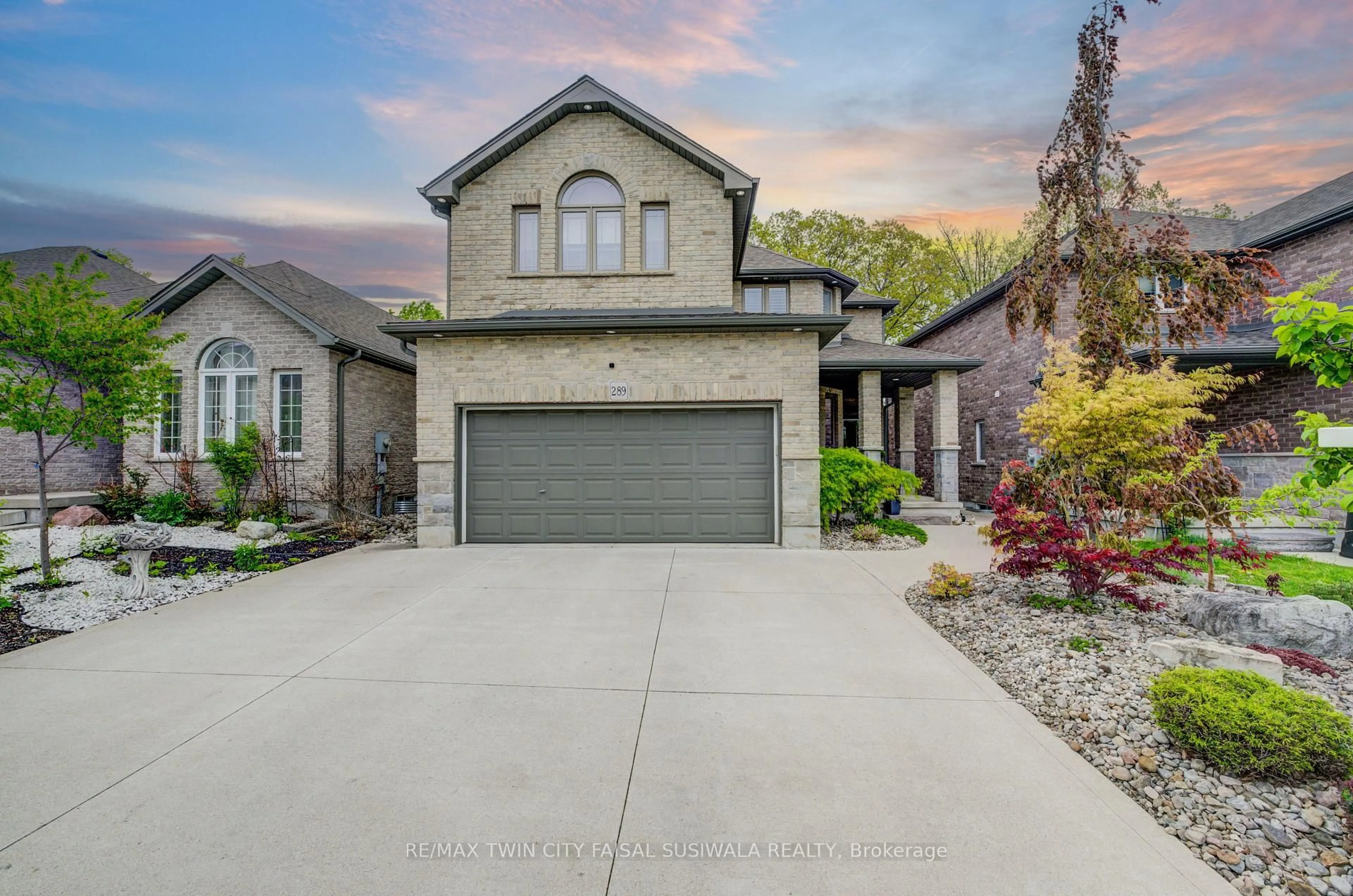 Unknown for 289 Wesley Blvd, Cambridge Ontario N1R 5S2