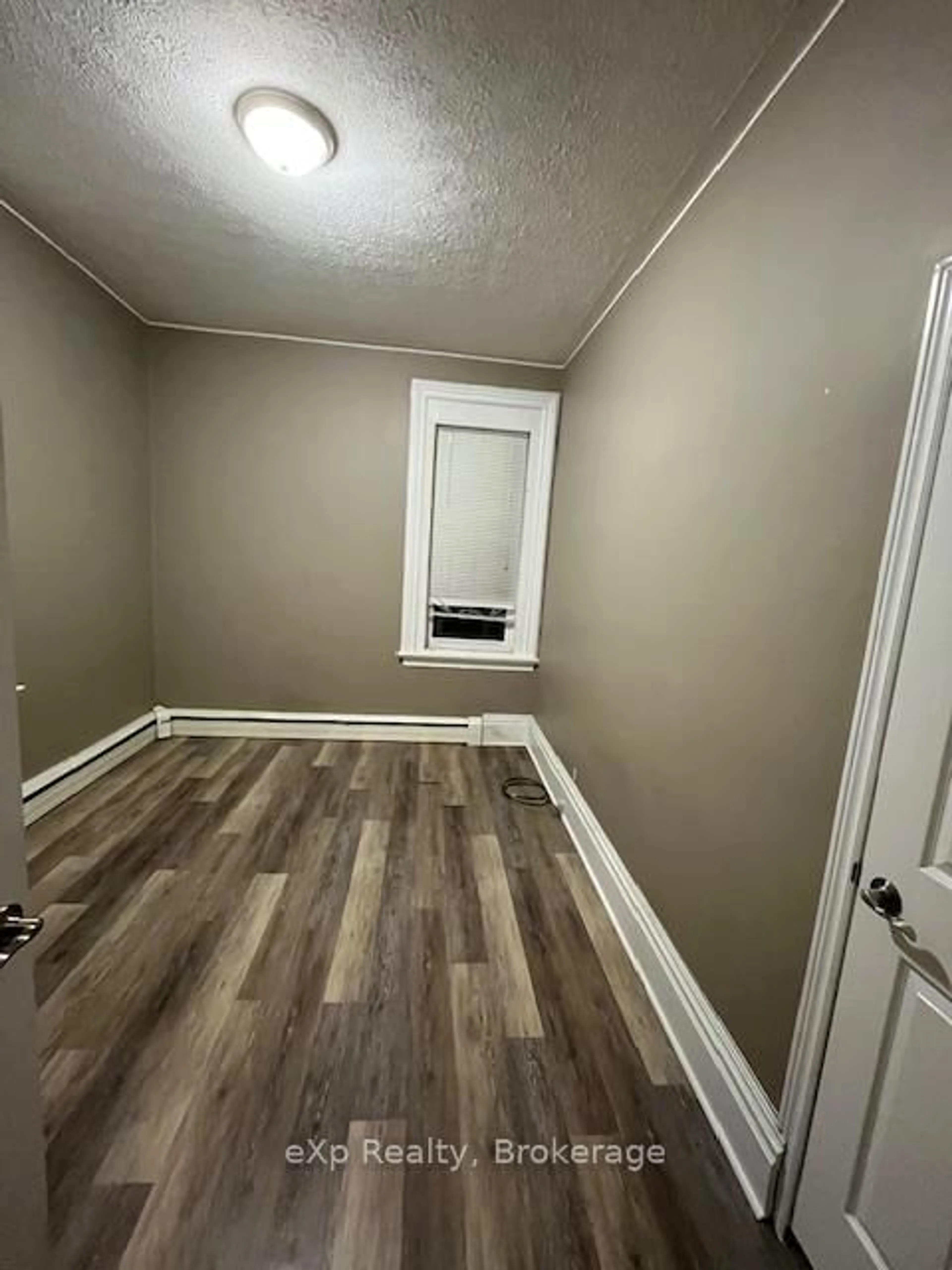 A pic of a room for 511 Colborne St, Brockton Ontario N0G 2V0