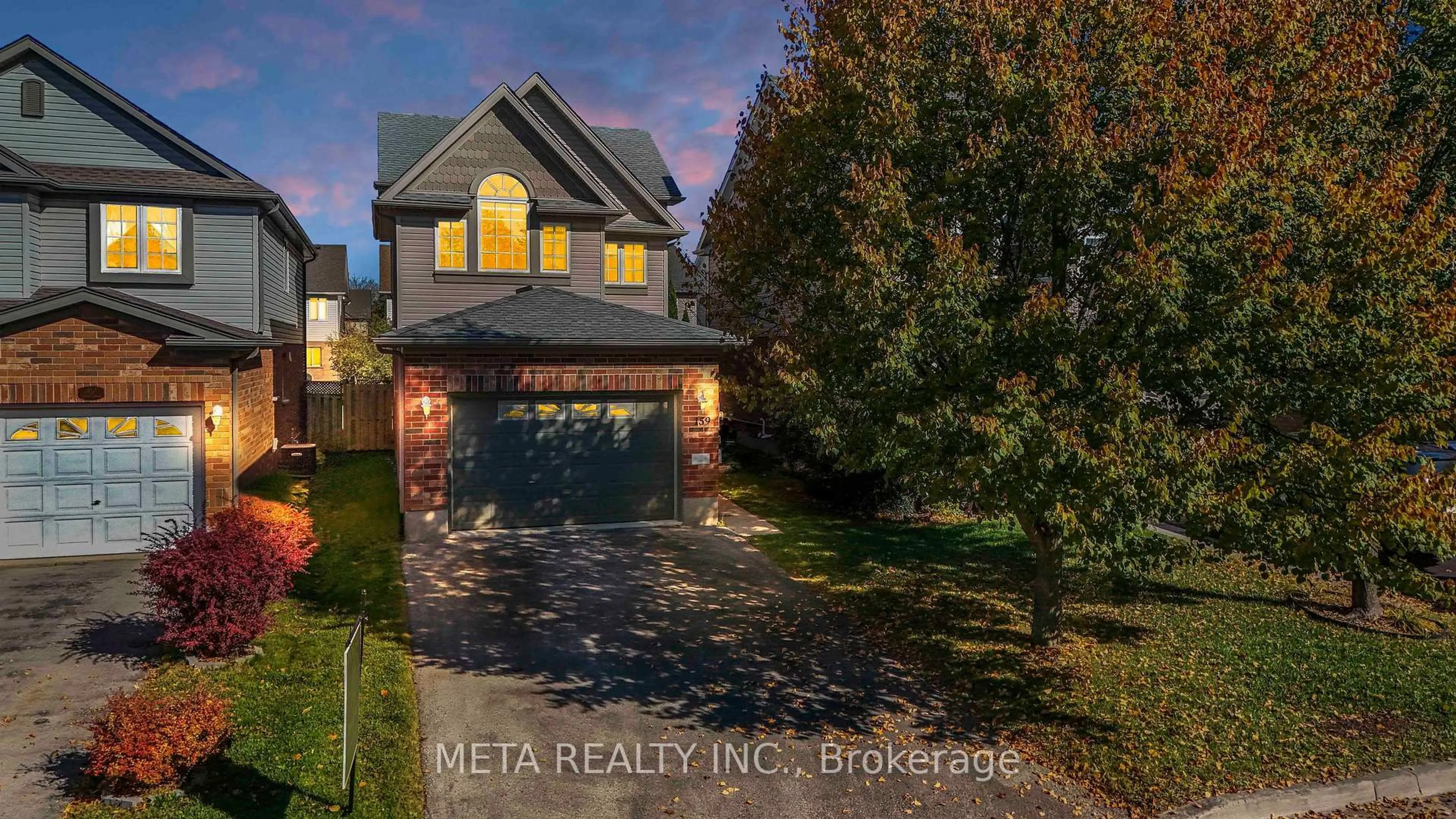 A pic from outside/outdoor area/front of a property/back of a property/a pic from drone, street for 159 Lynch Circ, Guelph Ontario N1L 1R7