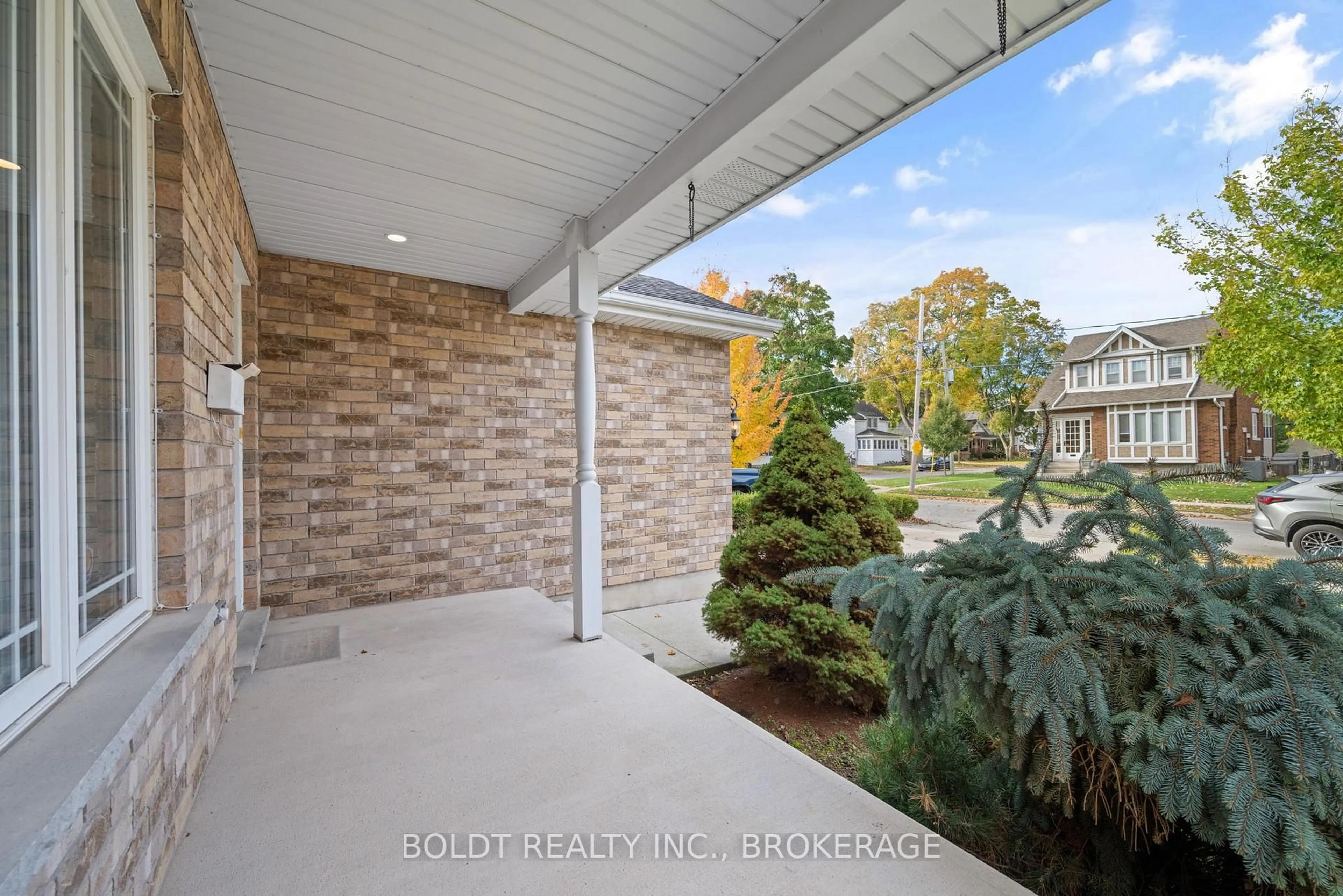 Unknown for 34 Fitzgerald St, St. Catharines Ontario L2R 0A4