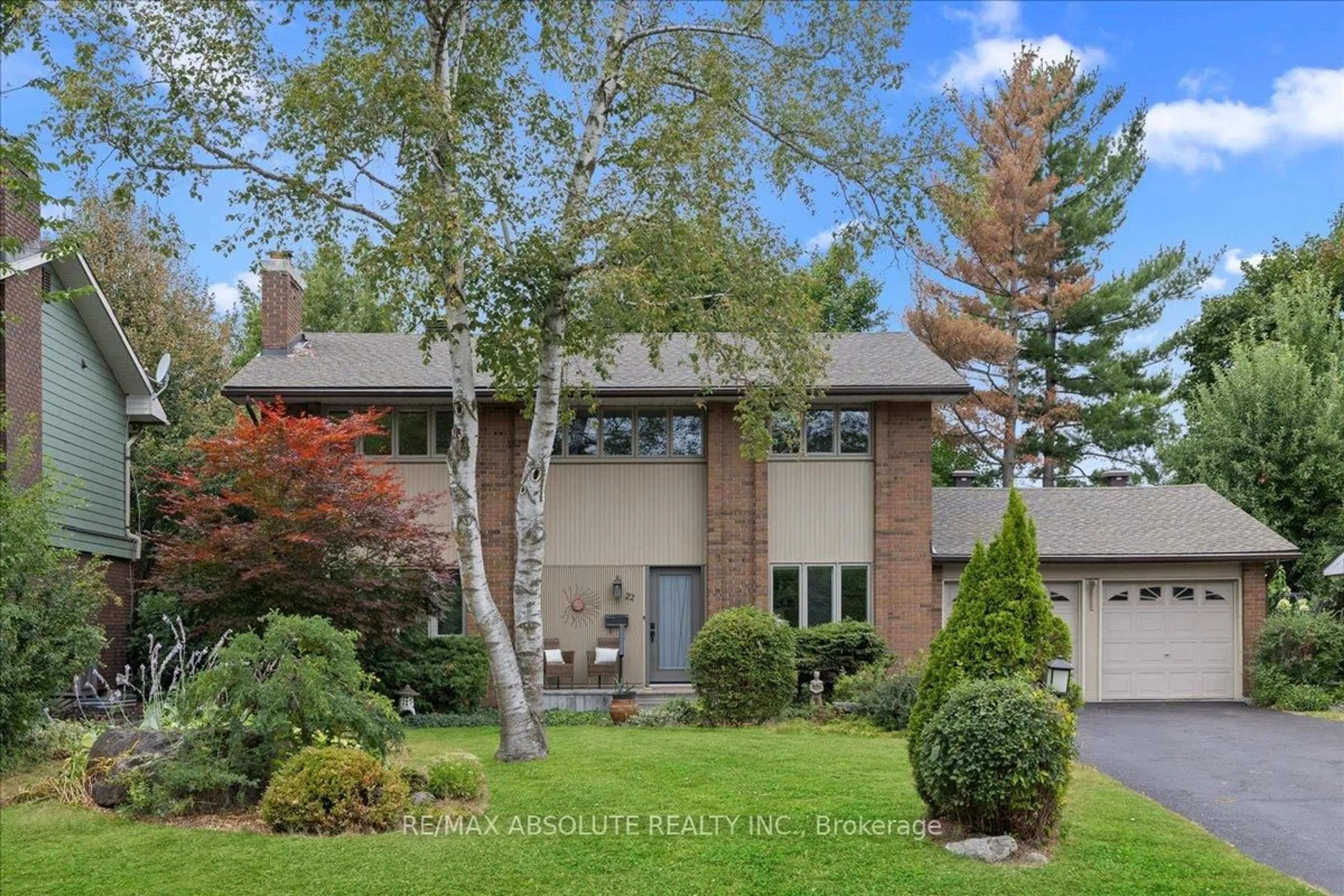 Home with brick exterior material, street for 22 Banting Cres, Ottawa Ontario K2K 1P4