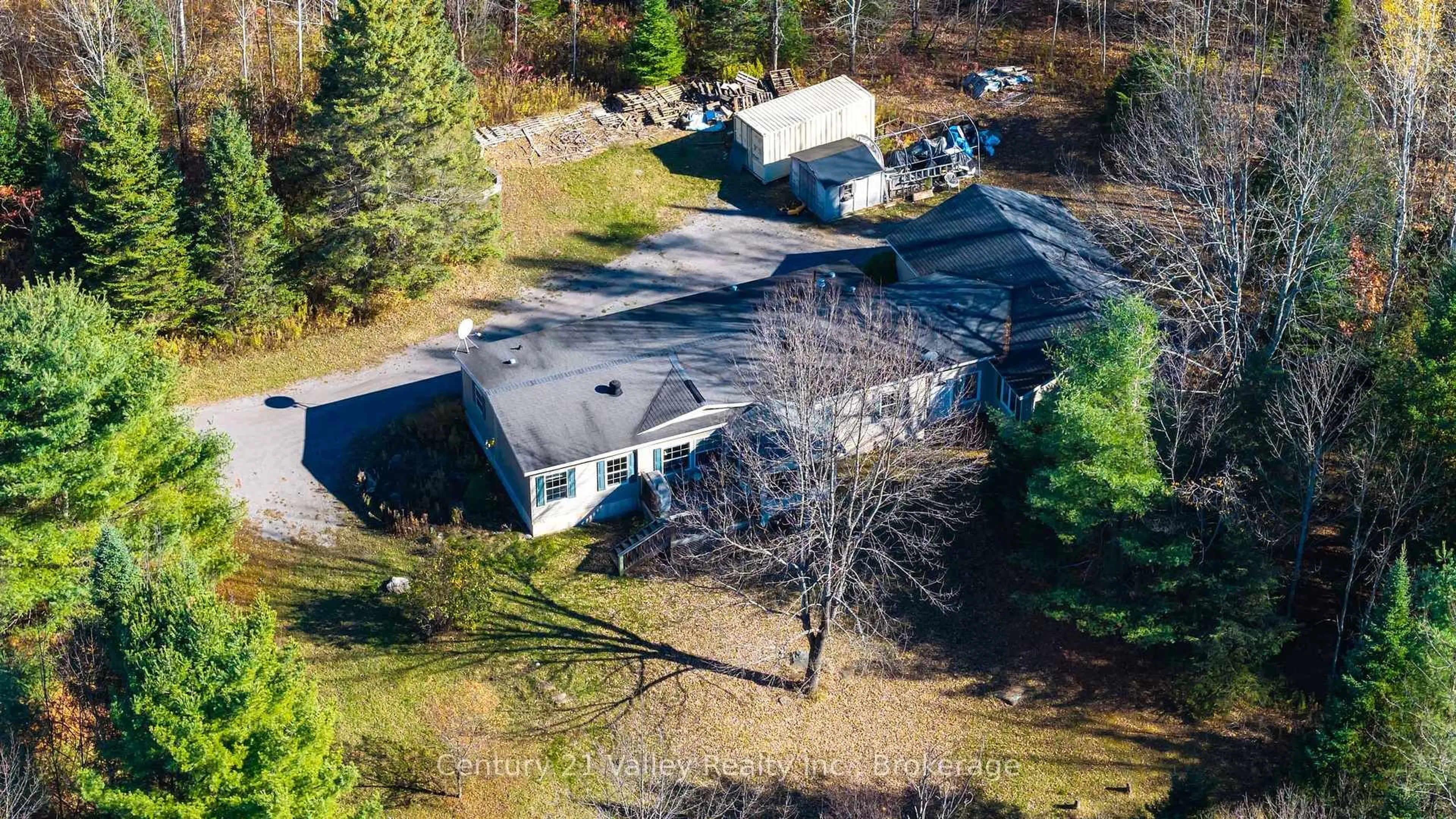 A pic from outside/outdoor area/front of a property/back of a property/a pic from drone, unknown for 478 Mcmachon Rd, Renfrew Ontario K7V 3Z7