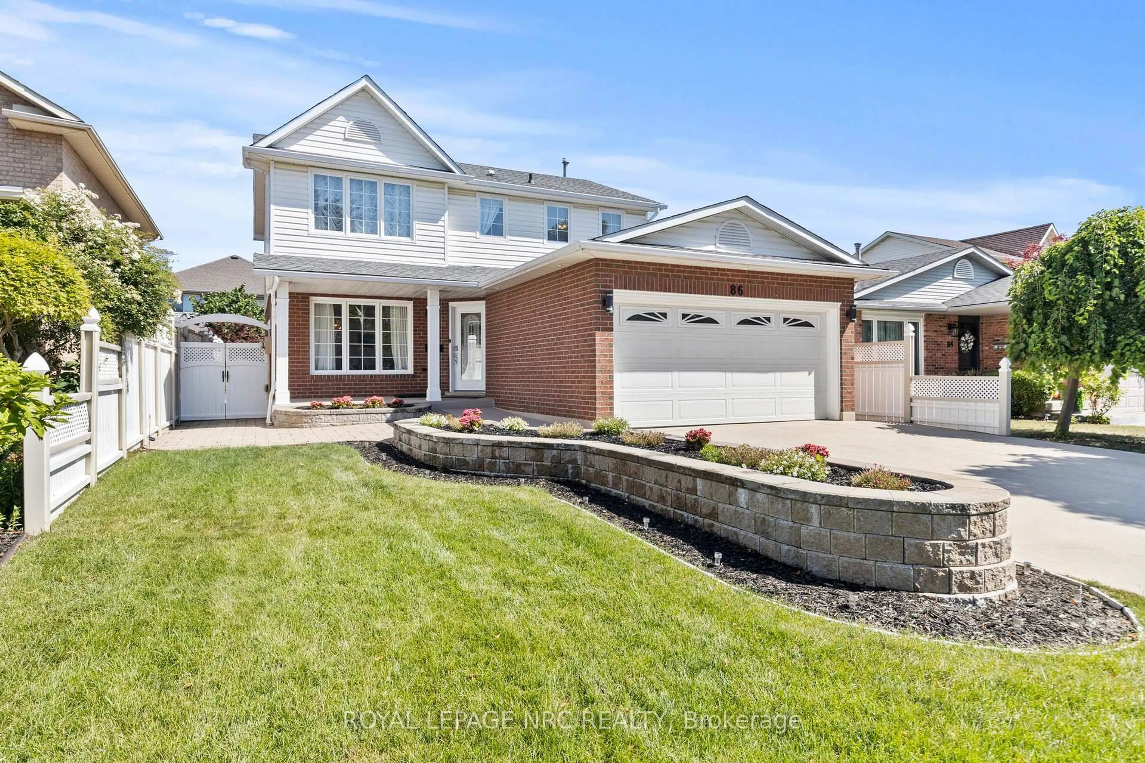 Home with brick exterior material, street for 86 Huntington Lane, St. Catharines Ontario L2S 3R6