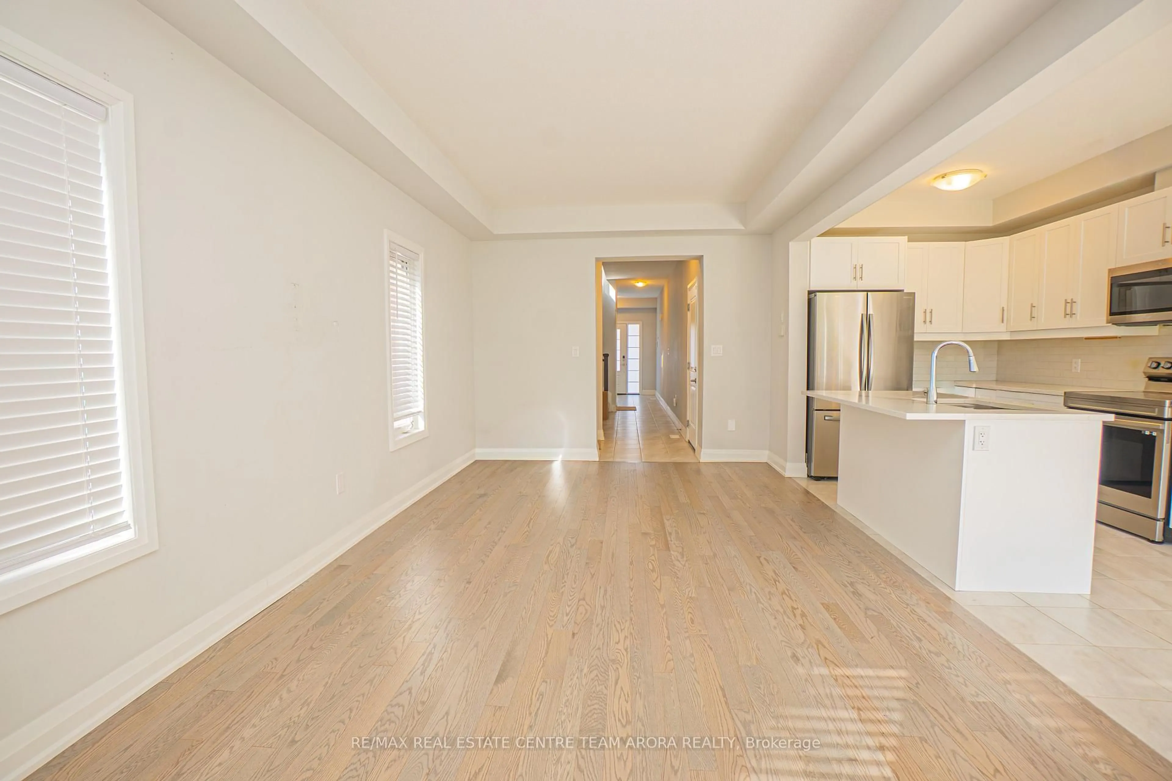 A pic of a room for 112 Bur Oak Dr, Thorold Ontario L2V 0L8